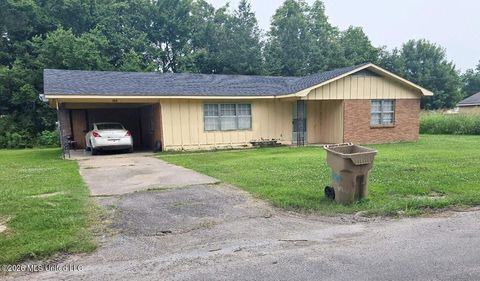 Homes For Sale - 100 Winston Street<br/> Bolivar County, Winstonville, MS 38781