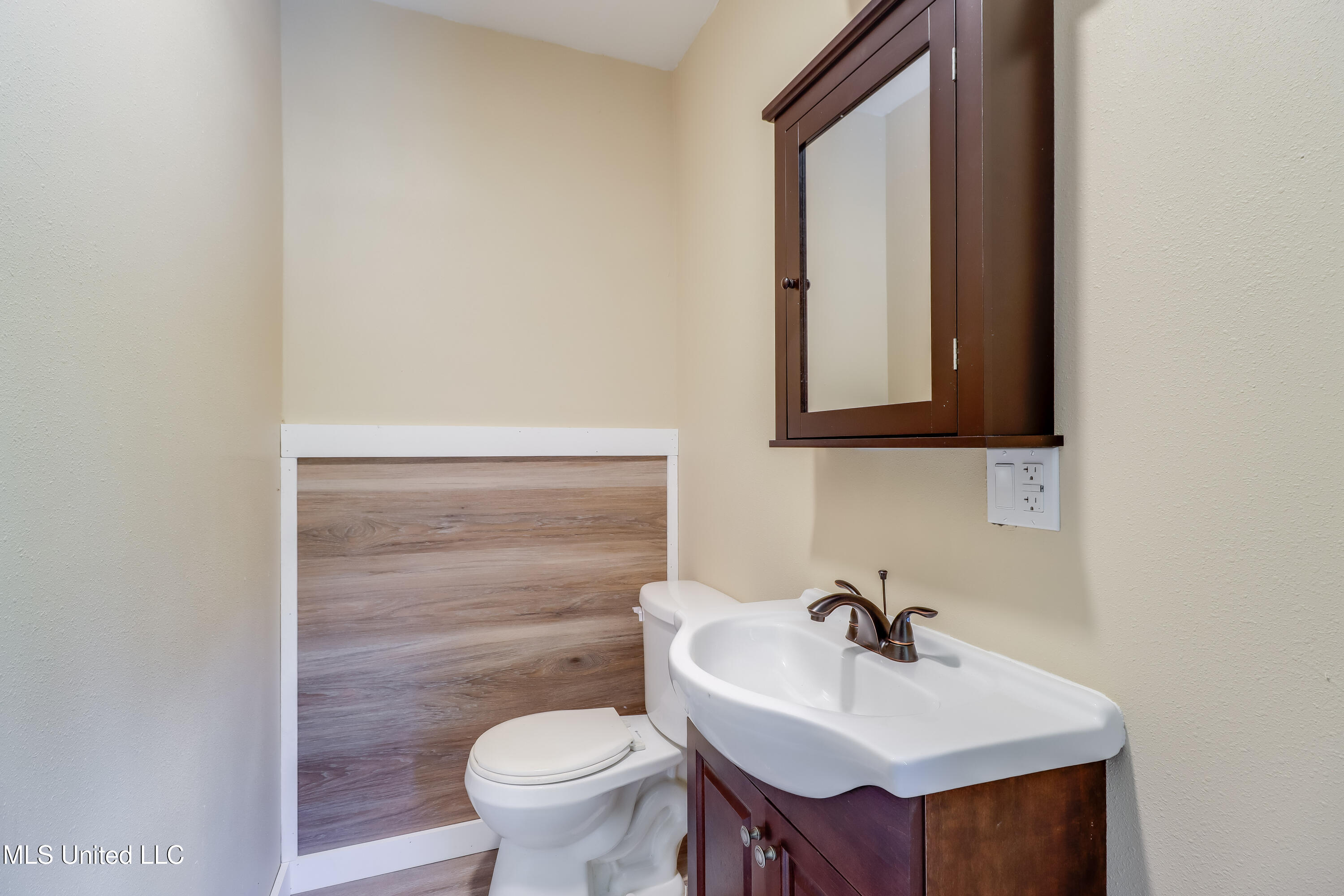 13106 Hudson Krohn Road, Biloxi, Mississippi image 48