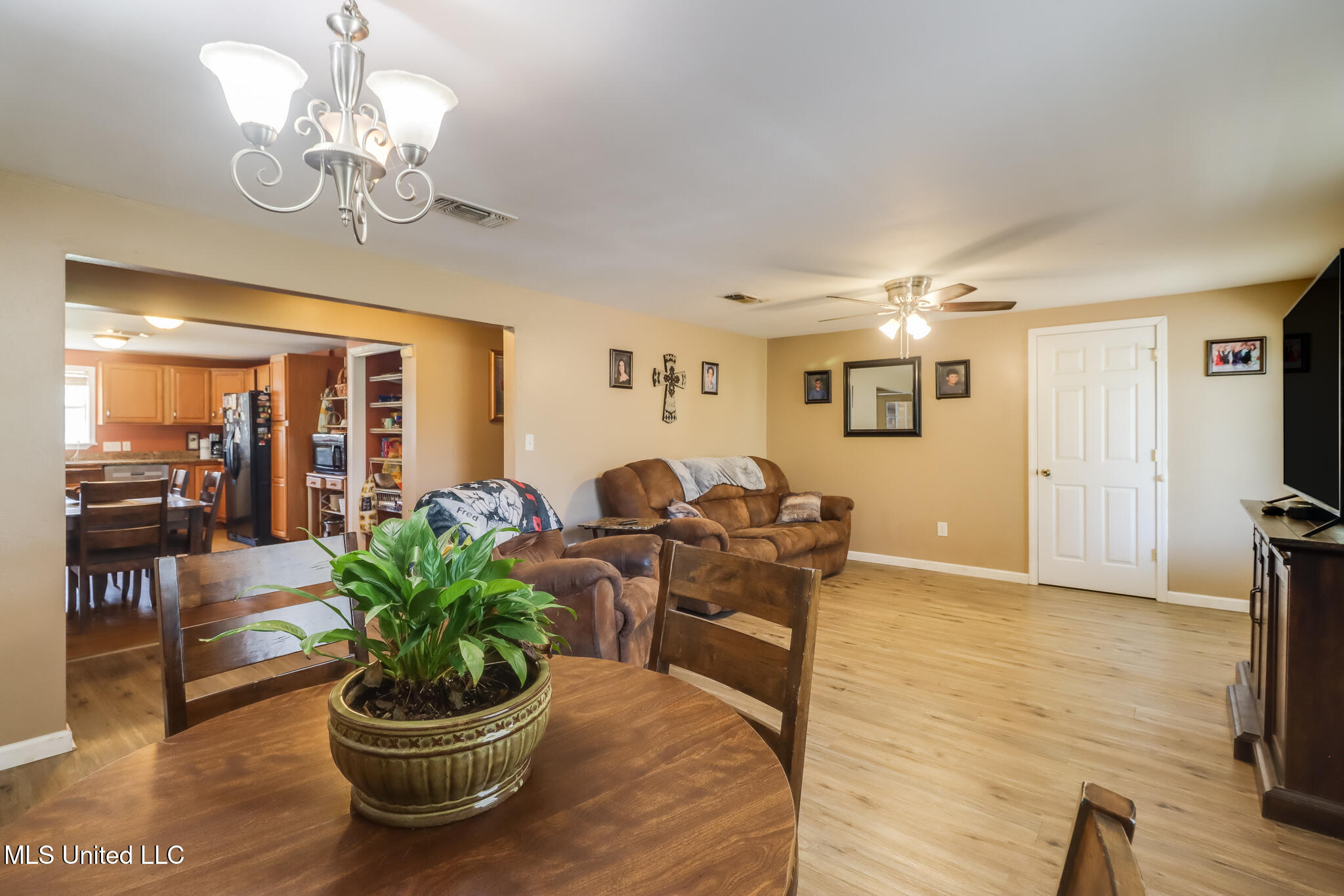 13106 Hudson Krohn Road, Biloxi, Mississippi image 18