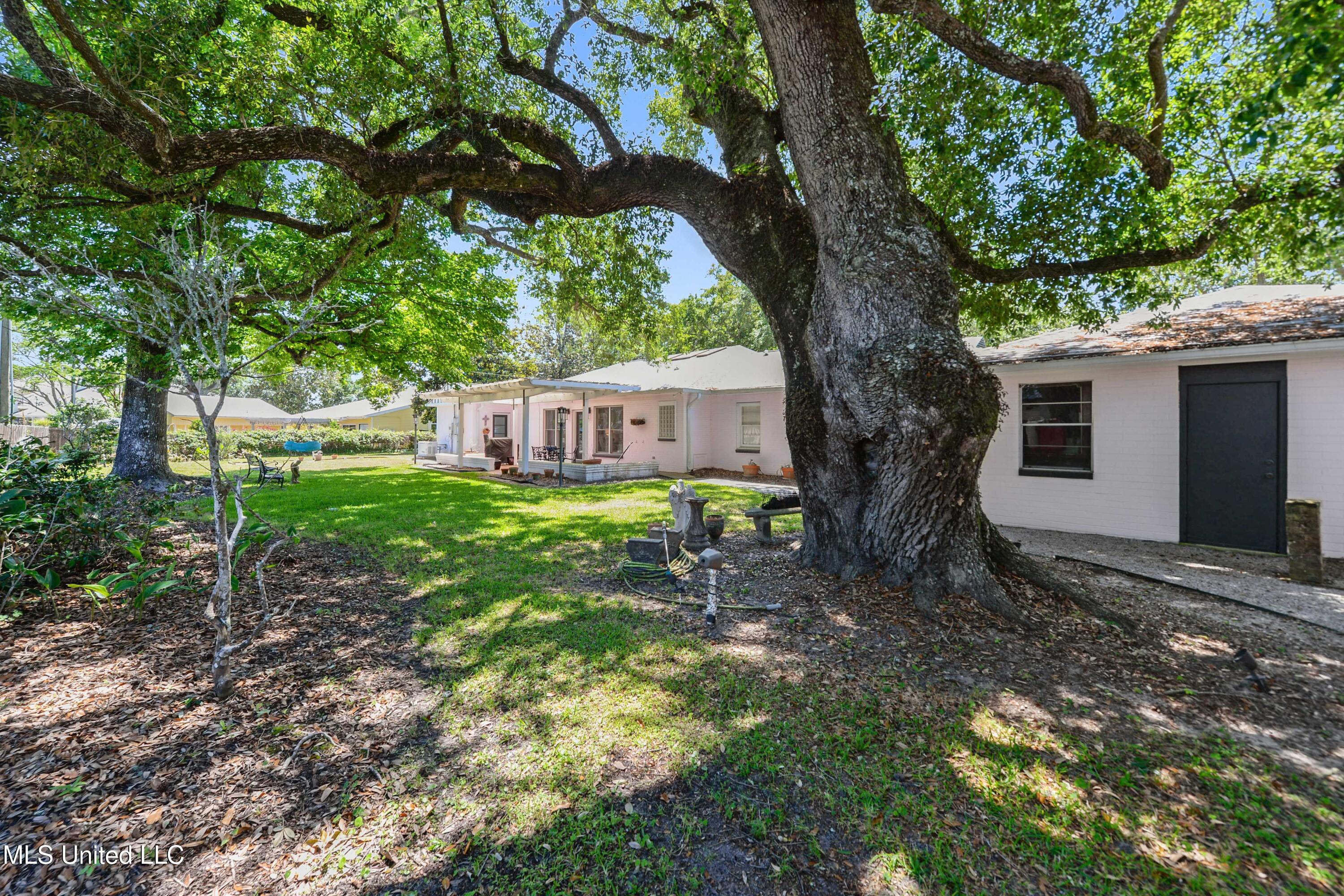 114 Camellia Drive, Pass Christian, Mississippi image 41