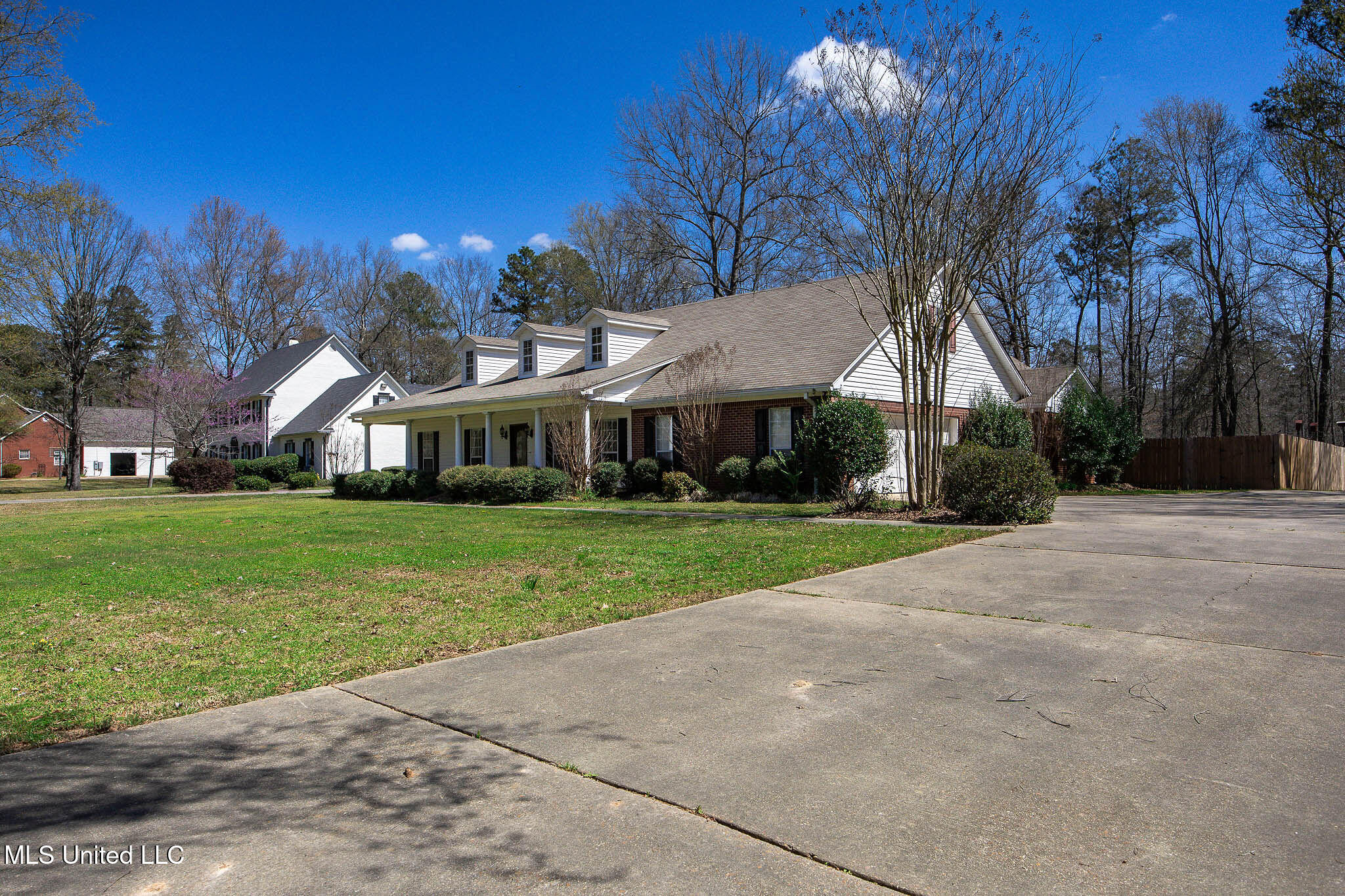 113 Pine Hill, Forest, Mississippi image 2