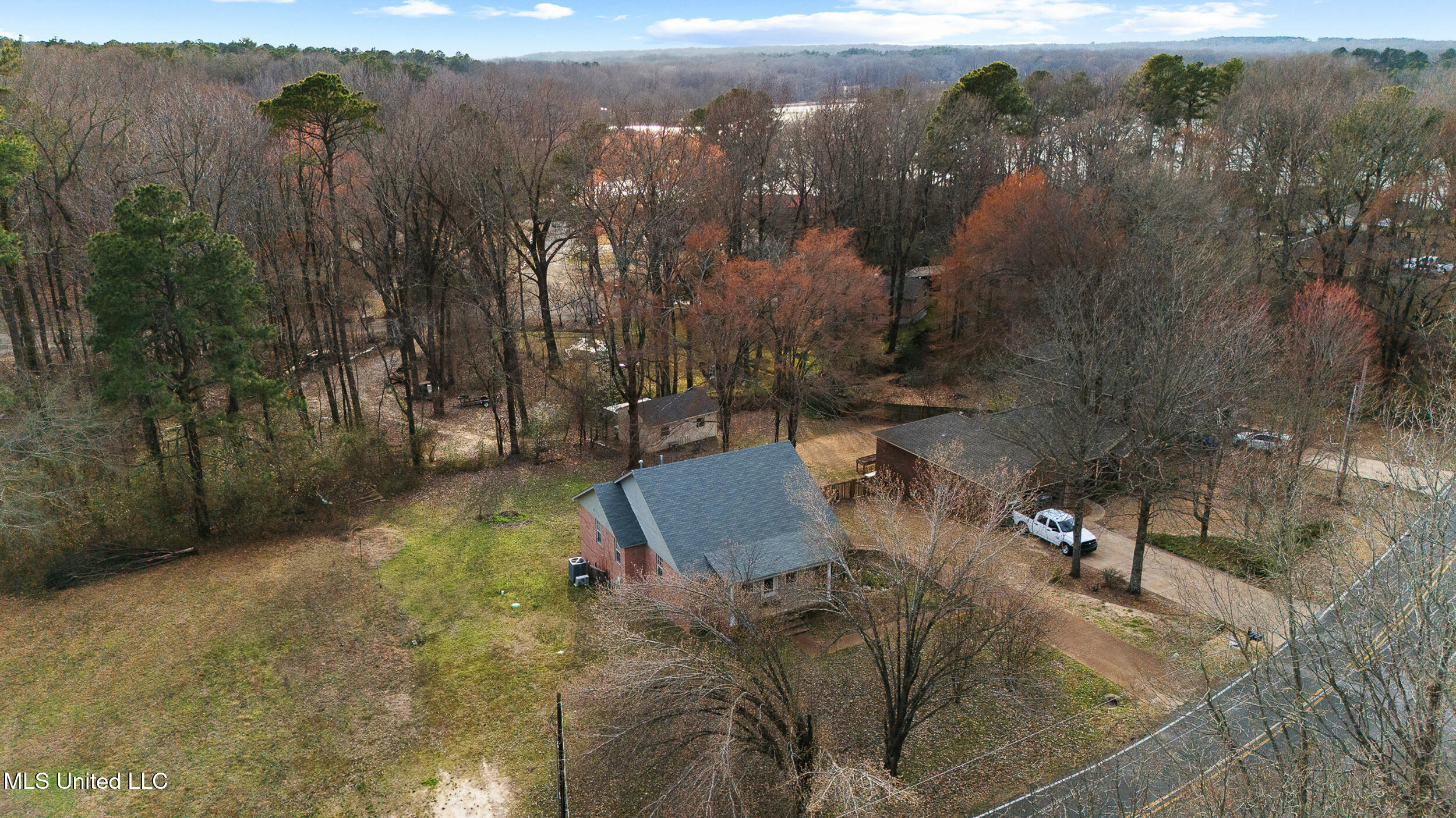 703 Black Hawk Drive, Hernando, Mississippi image 28