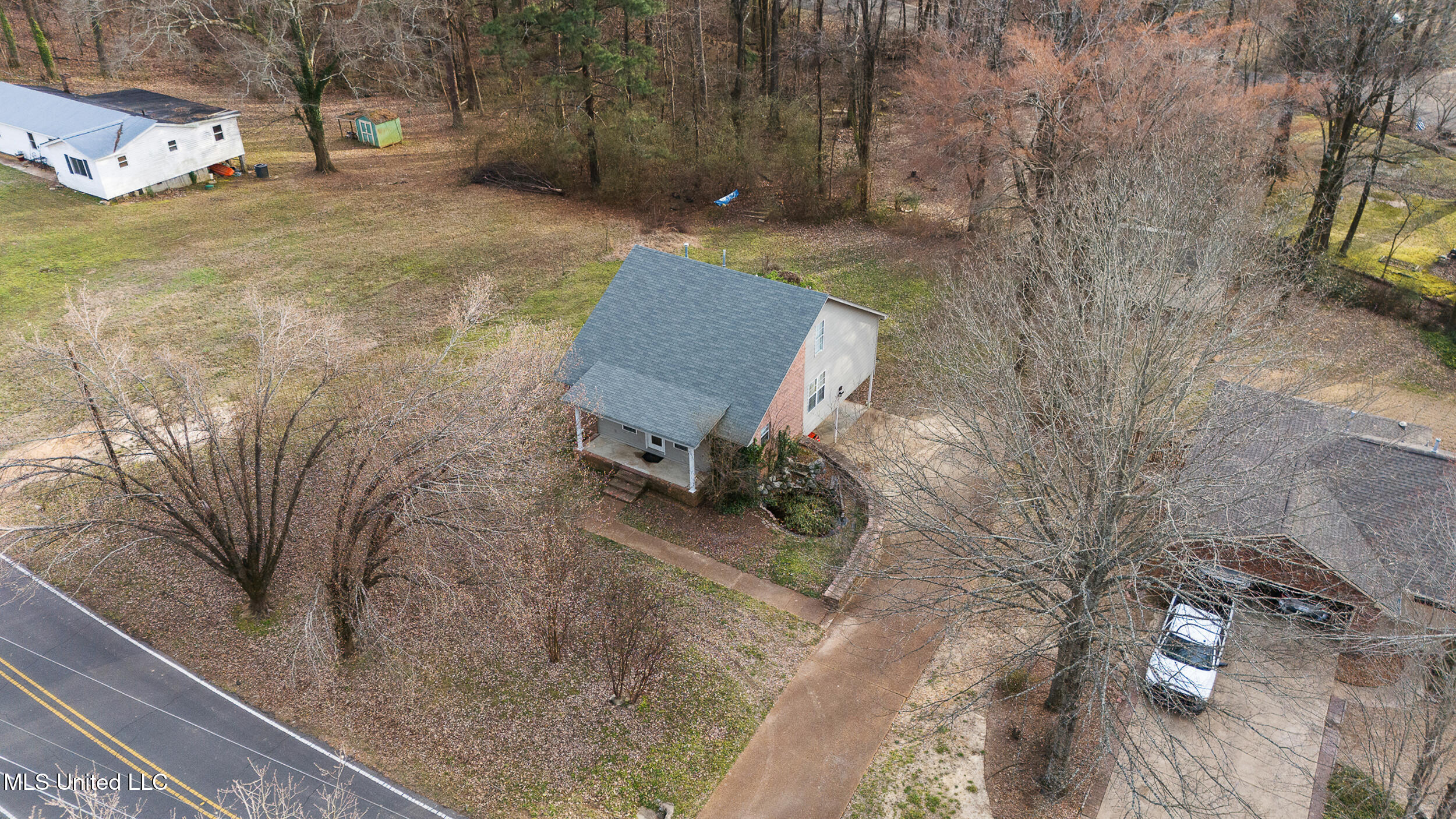 703 Black Hawk Drive, Hernando, Mississippi image 29