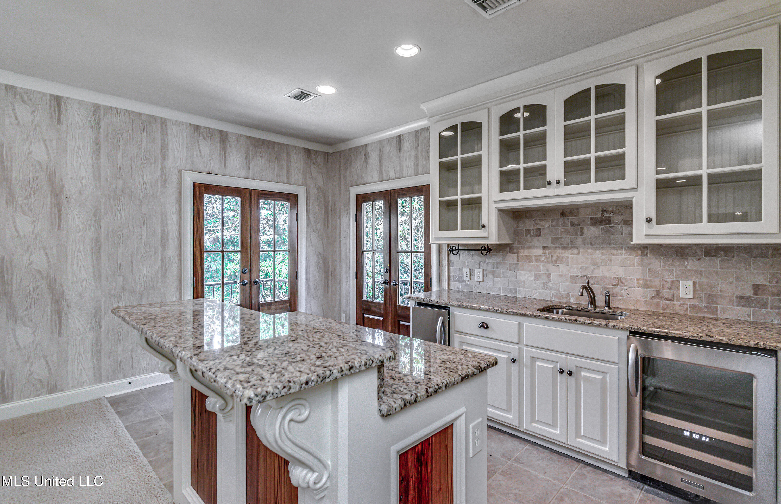 Madison, Mississippi 39110, United States, 5 Bedrooms Bedrooms, ,6 BathroomsBathrooms,Residential,Active,218412