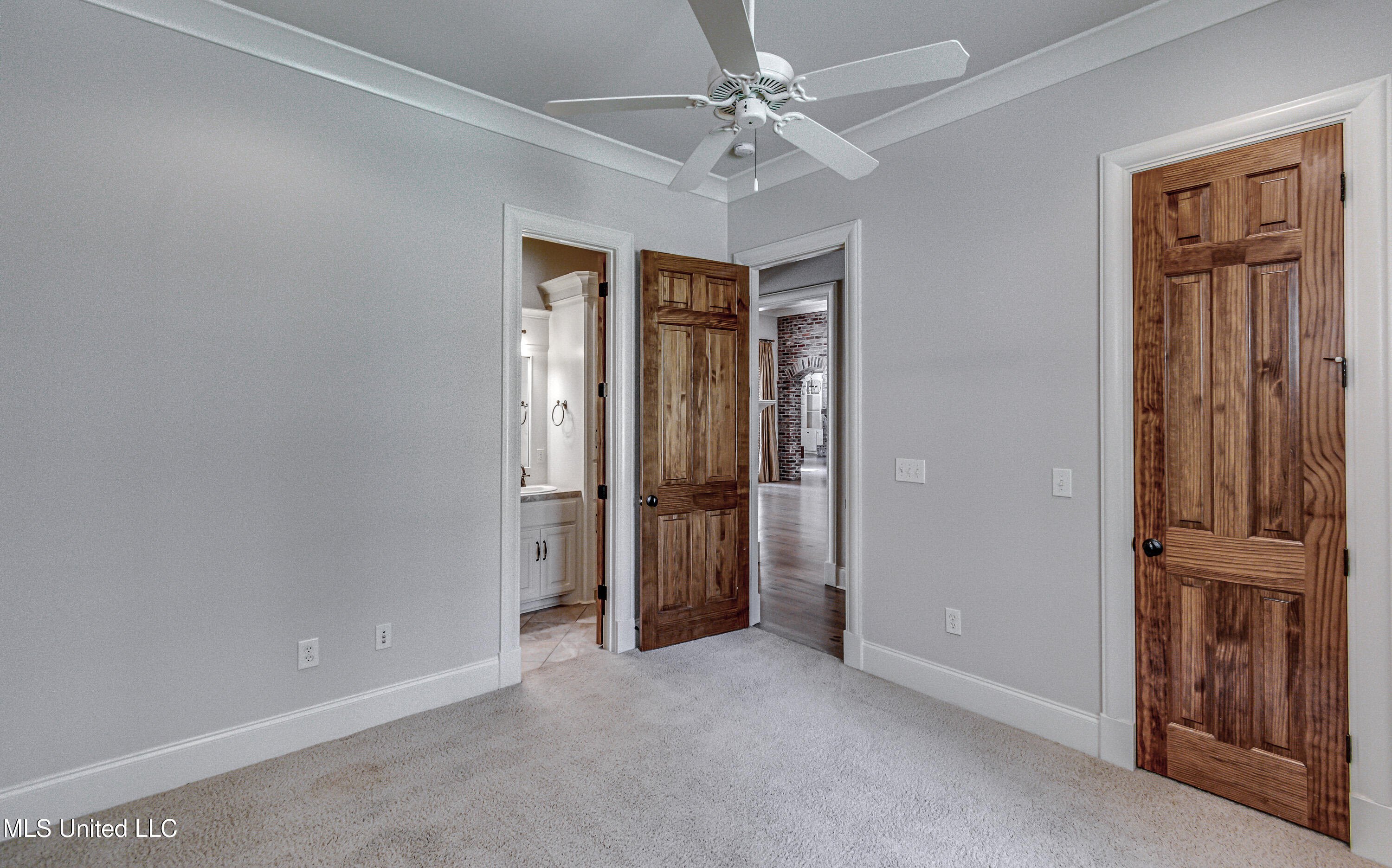 Madison, Mississippi 39110, United States, 5 Bedrooms Bedrooms, ,6 BathroomsBathrooms,Residential,Active,218412