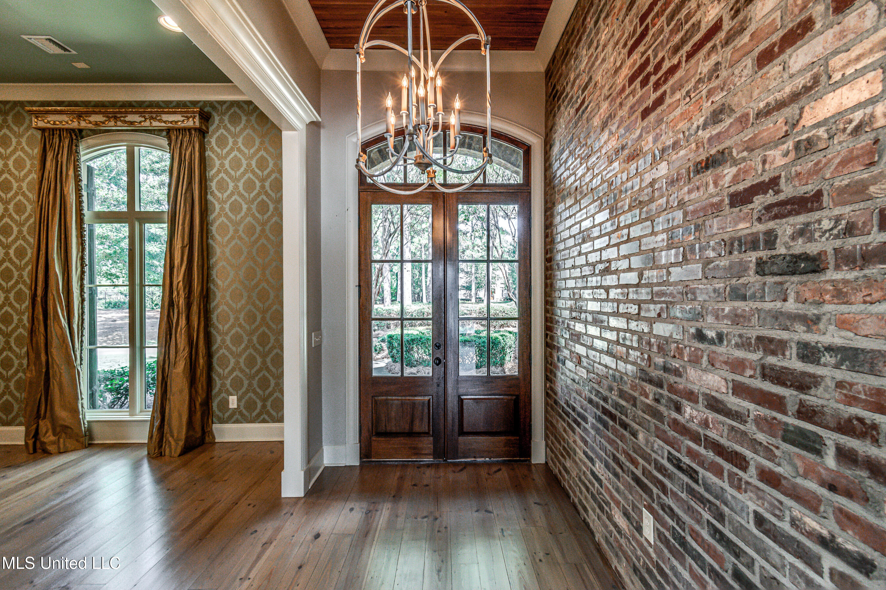 Madison, Mississippi 39110, United States, 5 Bedrooms Bedrooms, ,6 BathroomsBathrooms,Residential,Active,218412