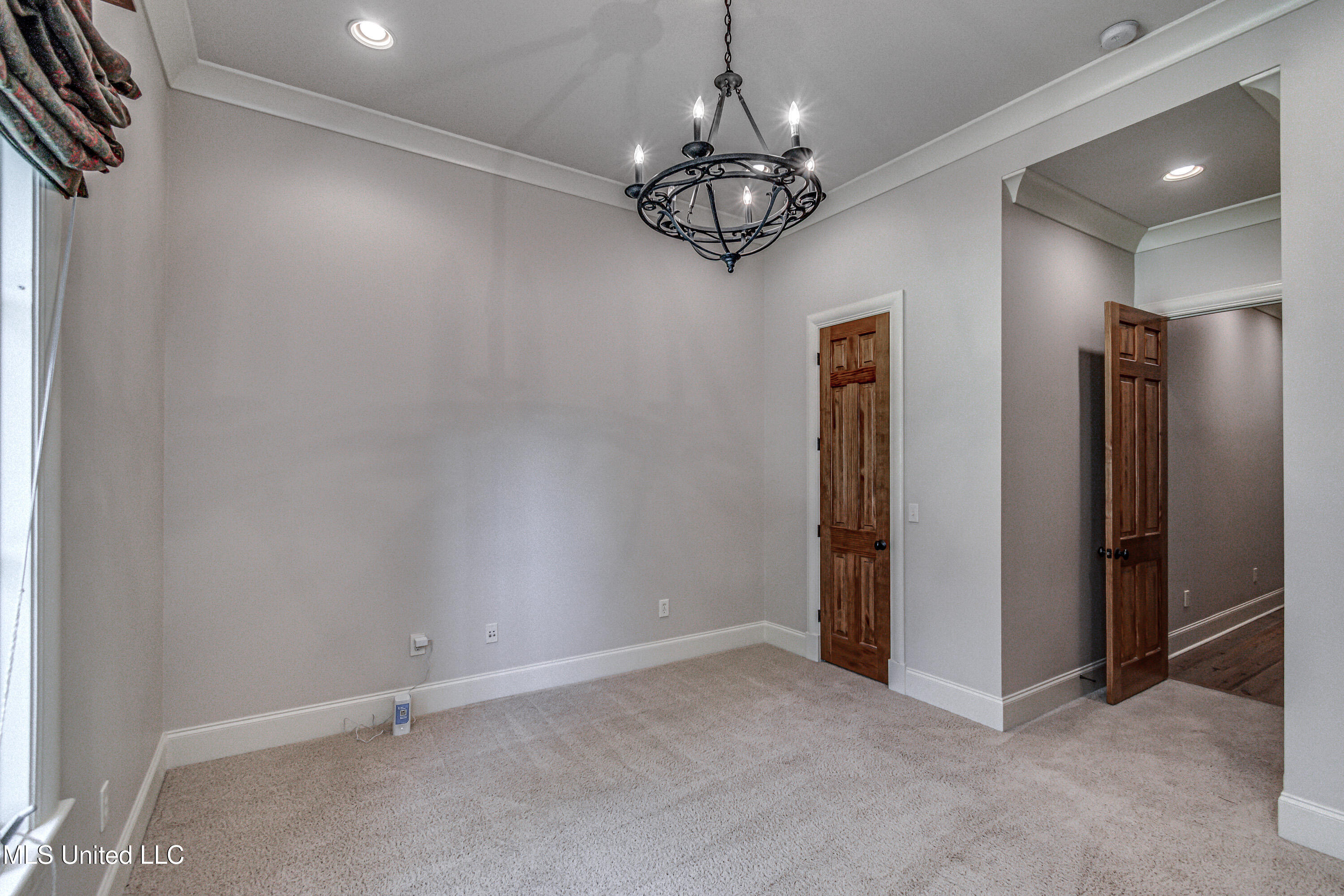 Madison, Mississippi 39110, United States, 5 Bedrooms Bedrooms, ,6 BathroomsBathrooms,Residential,Active,218412