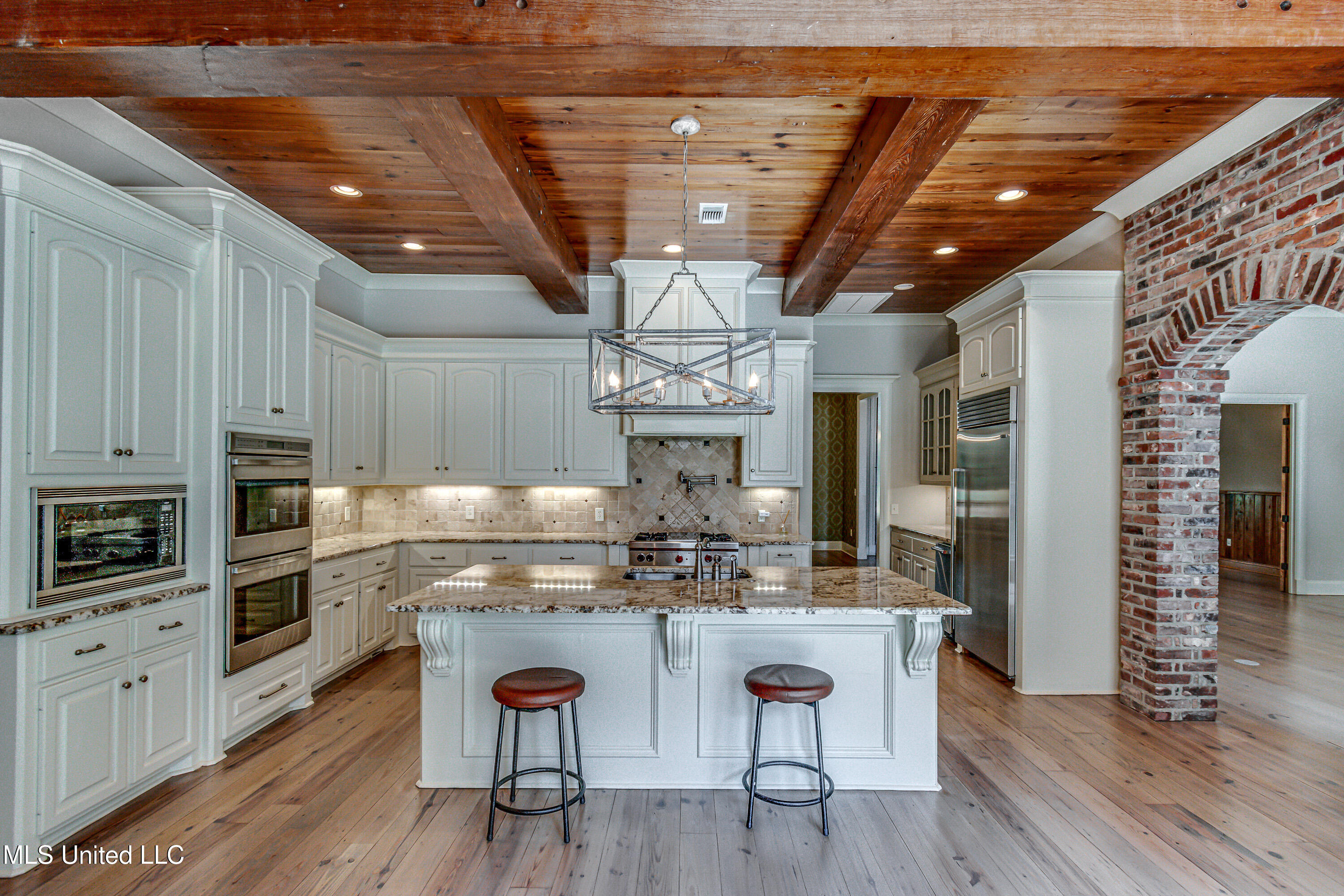 Madison, Mississippi 39110, United States, 5 Bedrooms Bedrooms, ,6 BathroomsBathrooms,Residential,Active,218412