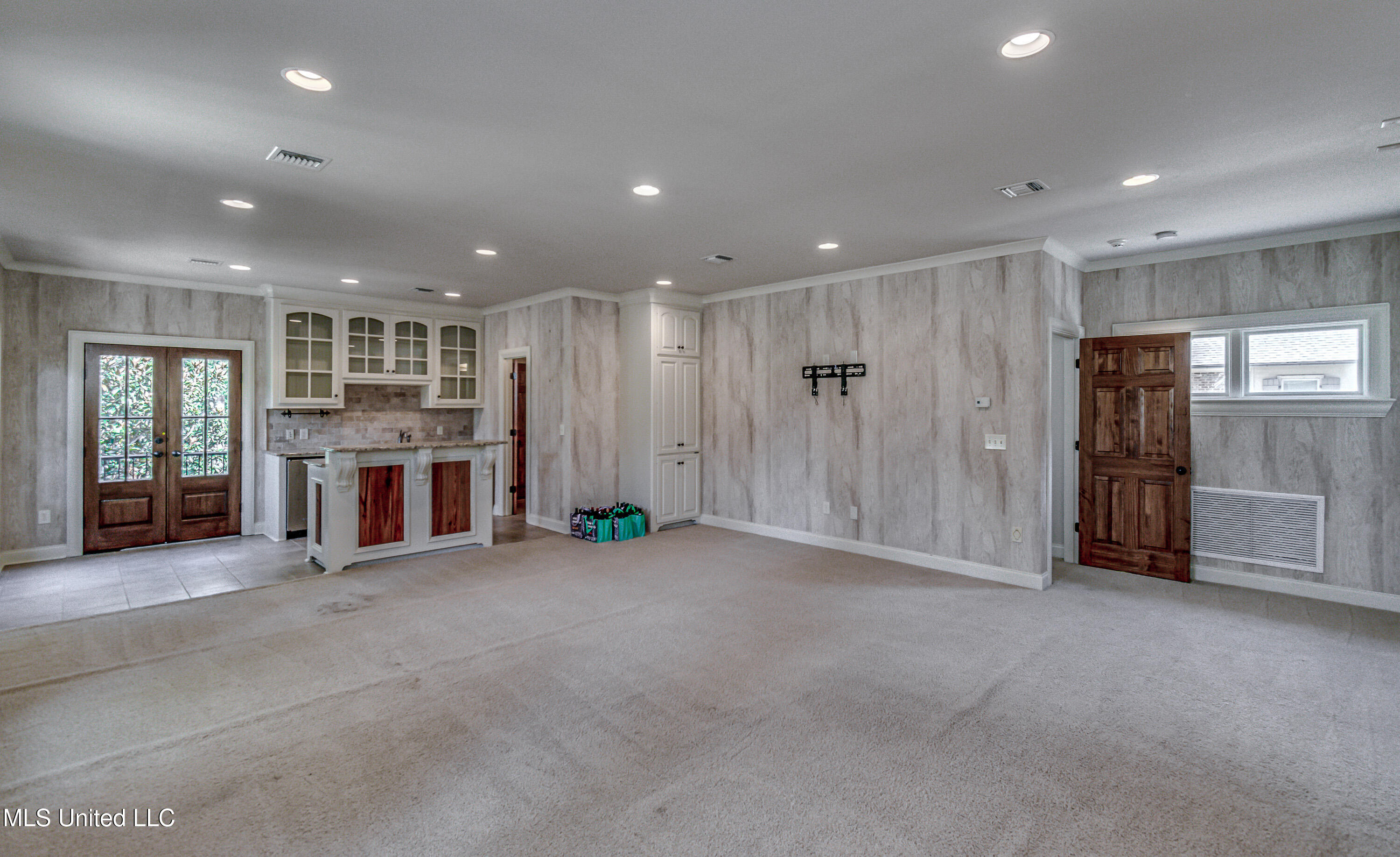 Madison, Mississippi 39110, United States, 5 Bedrooms Bedrooms, ,6 BathroomsBathrooms,Residential,Active,218412