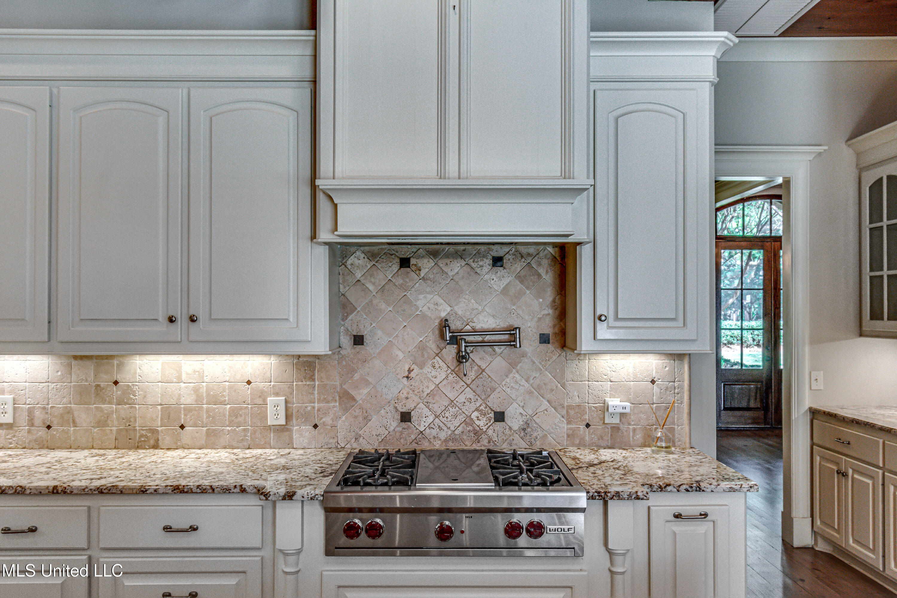 Madison, Mississippi 39110, United States, 5 Bedrooms Bedrooms, ,6 BathroomsBathrooms,Residential,Active,218412