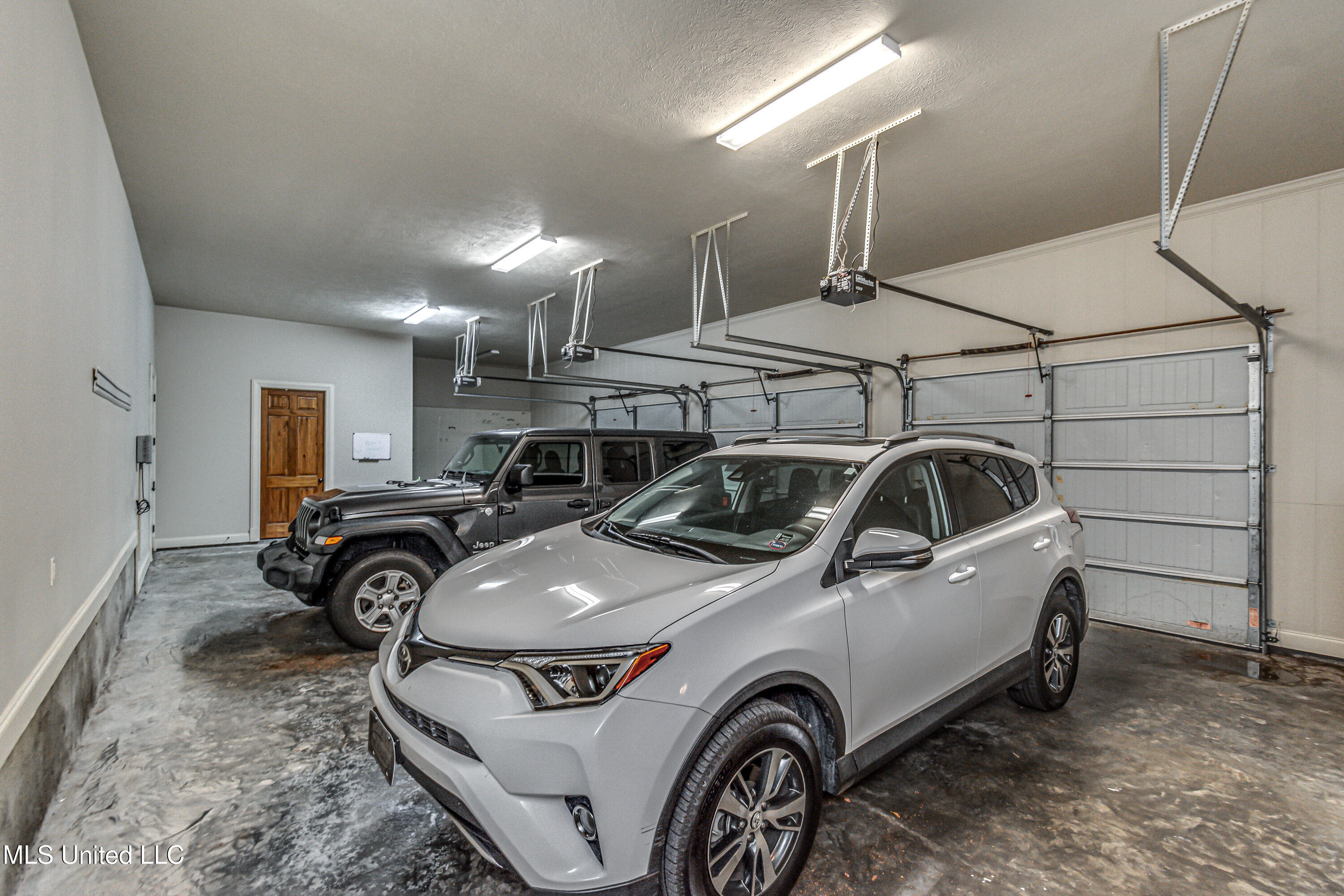 Madison, Mississippi 39110, United States, 5 Bedrooms Bedrooms, ,6 BathroomsBathrooms,Residential,Active,218412