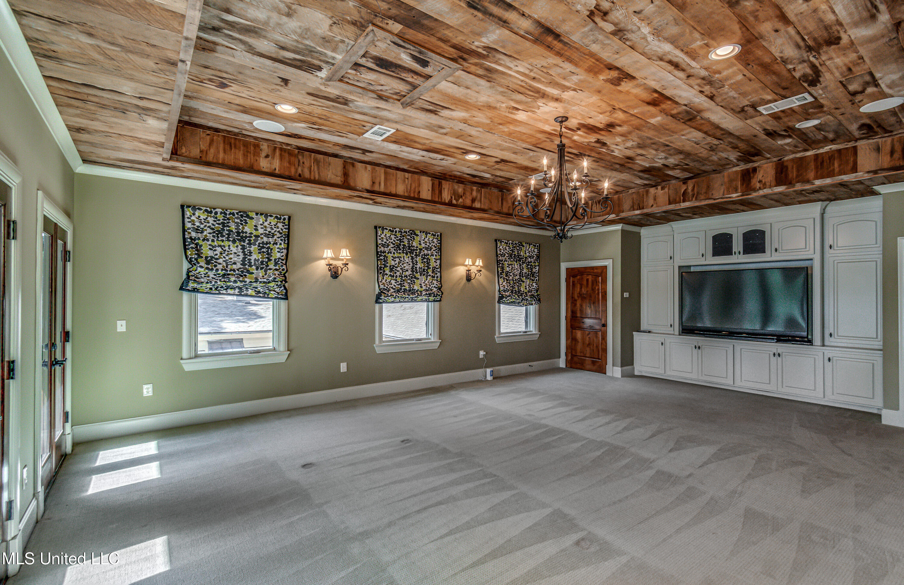 Madison, Mississippi 39110, United States, 5 Bedrooms Bedrooms, ,6 BathroomsBathrooms,Residential,Active,218412