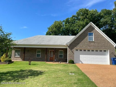 Homes For Sale - 3174 Woodland Lake Drive<br/> Desoto County, Hernando, MS 38632
