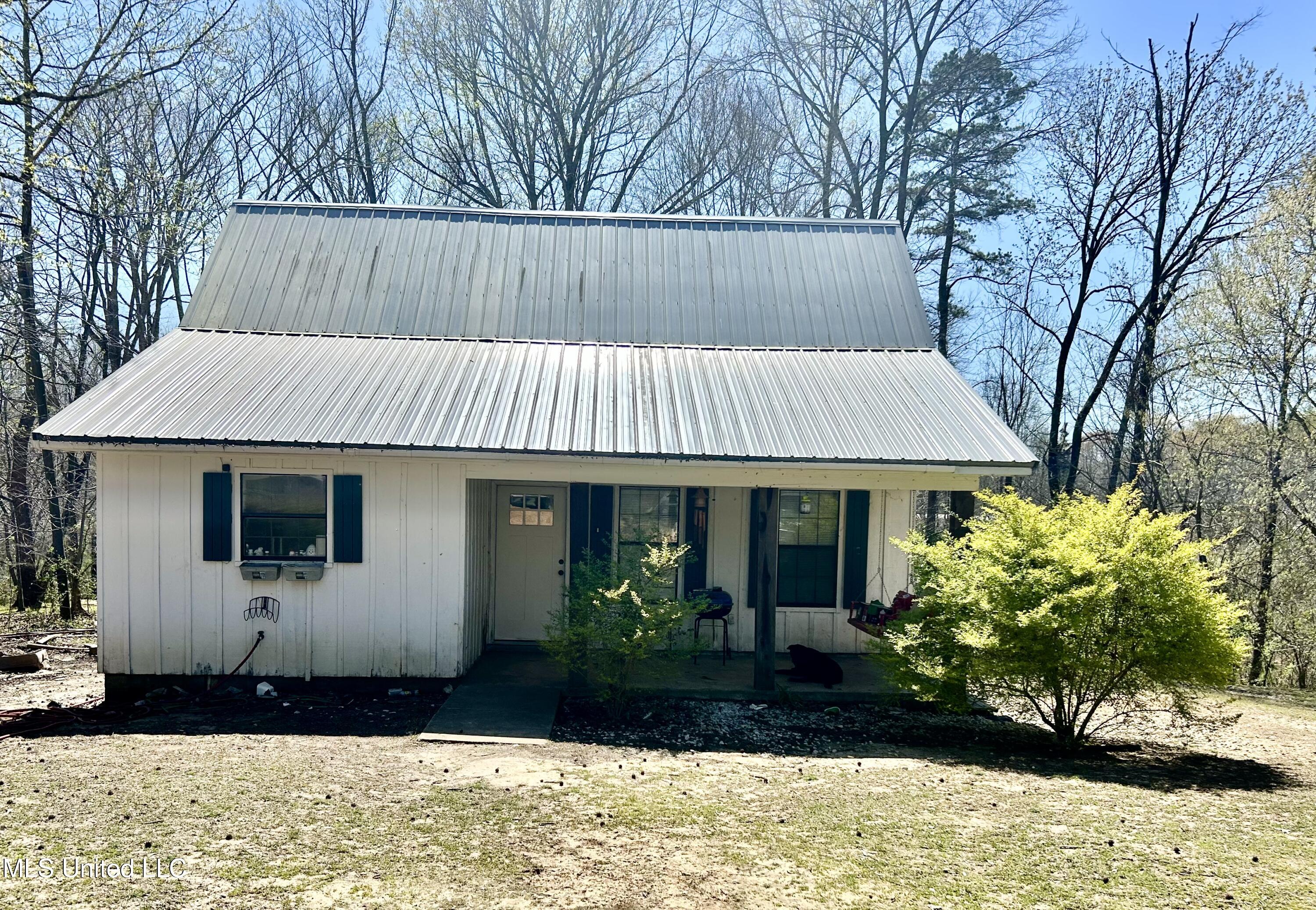 177 County Road 376, Carrollton, Mississippi image 1