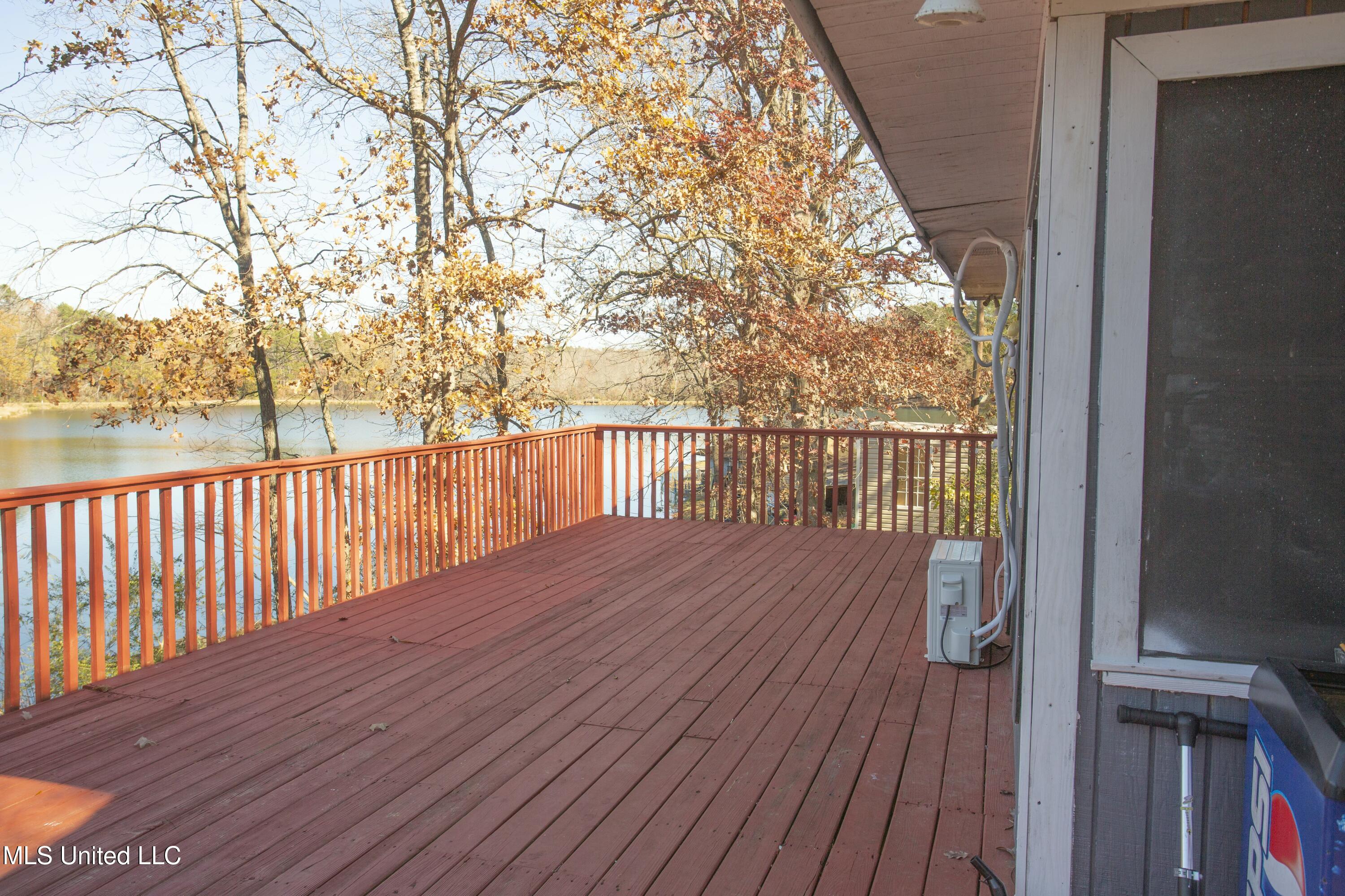 249 Lake Shore Drive, Potts Camp, Mississippi image 3