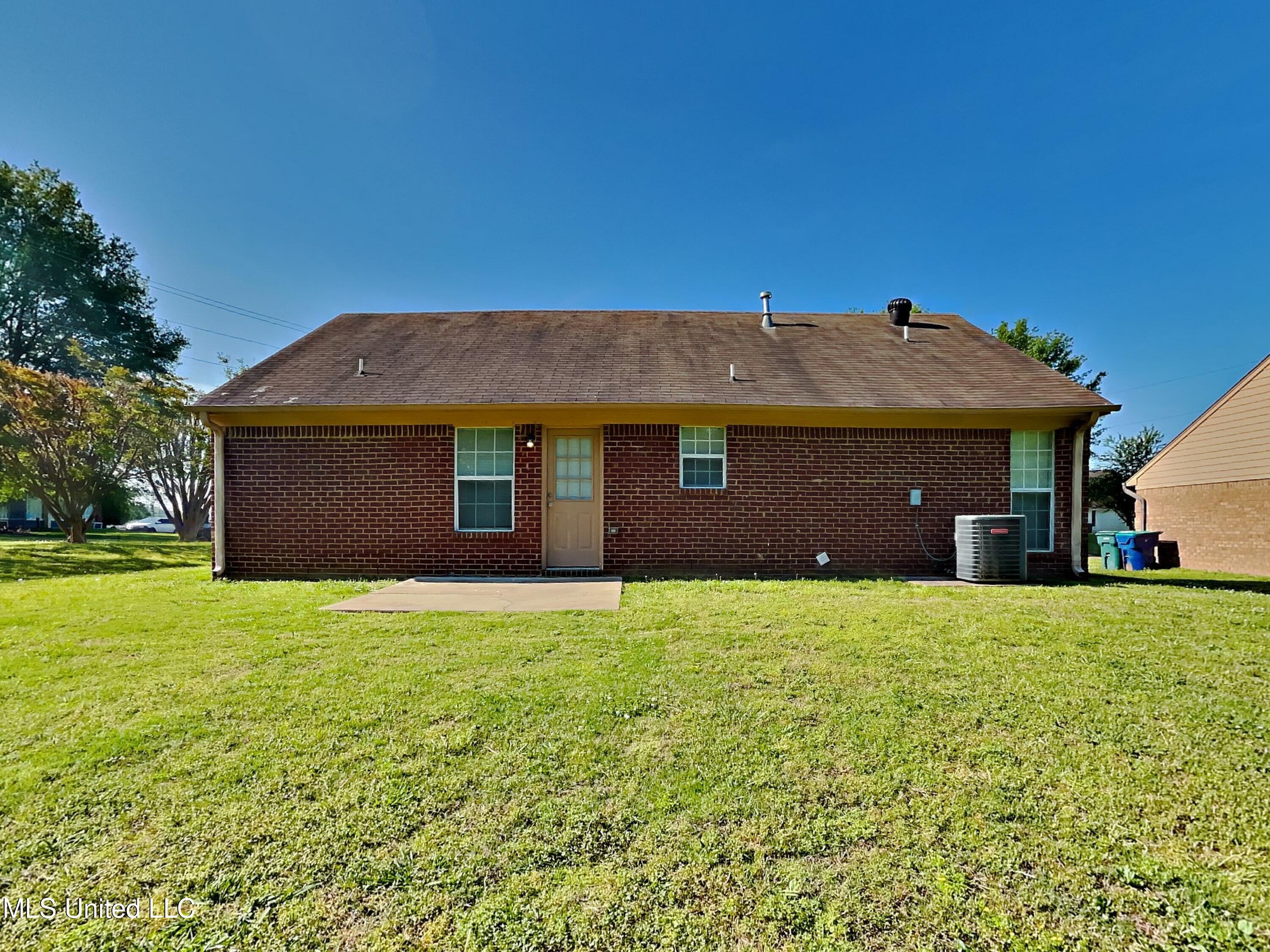 1748 Dorchester Drive, Southaven, Mississippi image 15