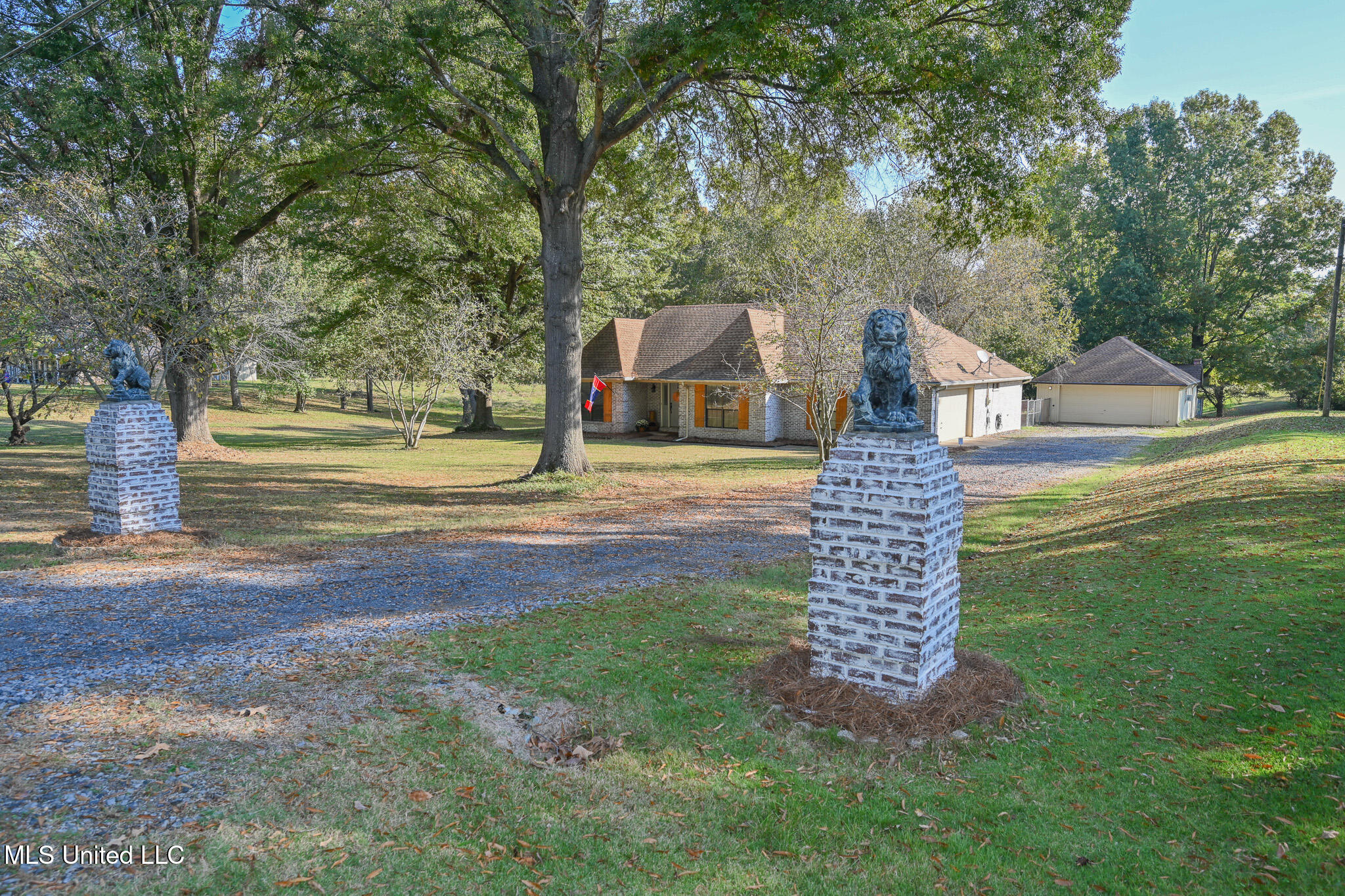 6470 Scenic Hollow Road, Walls, Mississippi image 6