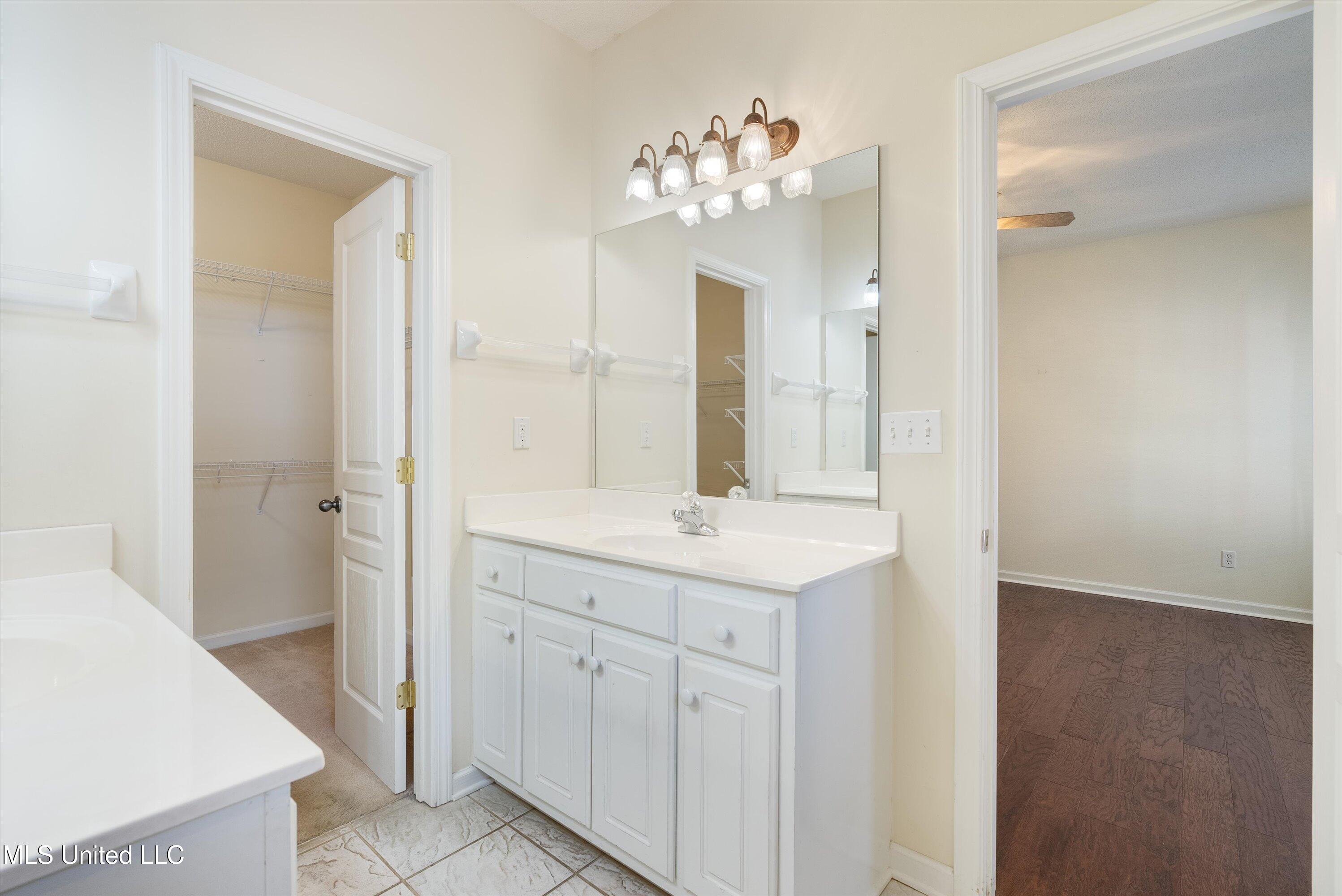 4845 Stone Cross Drive, Olive Branch, Mississippi image 14