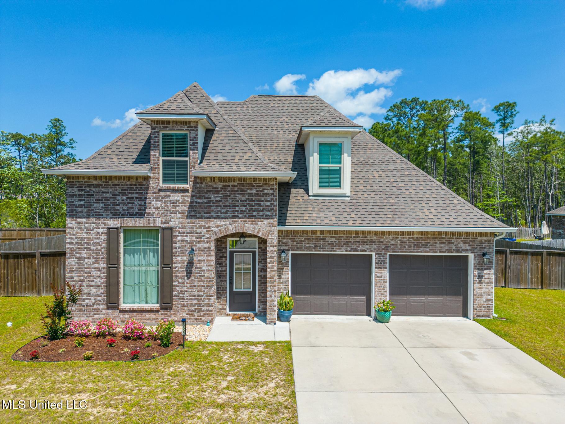12023 Michael Grace Drive, Gulfport, Mississippi image 1