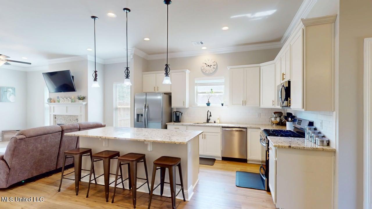12023 Michael Grace Drive, Gulfport, Mississippi image 10