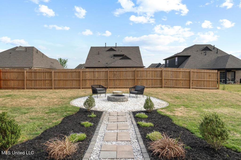 2207 Kent Drive, Southaven, Mississippi image 5