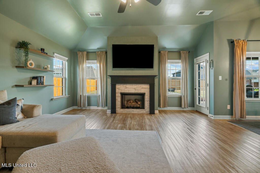 2207 Kent Drive, Southaven, Mississippi image 13