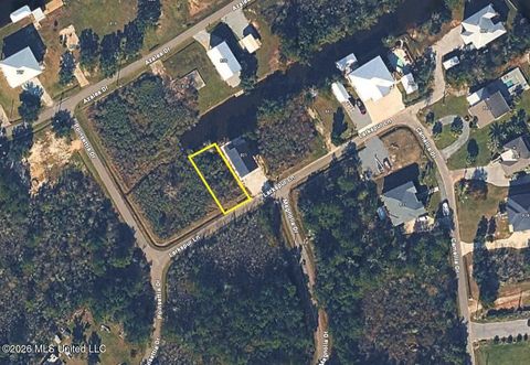Vacant Land For Sale - 821 Larkspur Ln<br/> Bay Saint Louis, MS 39520