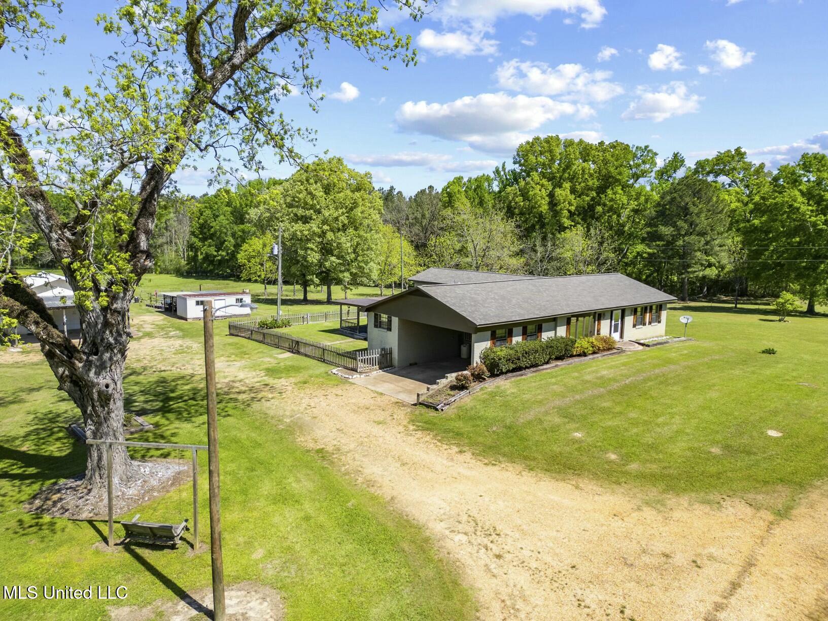 7027 Highway 18, Utica, Mississippi image 2