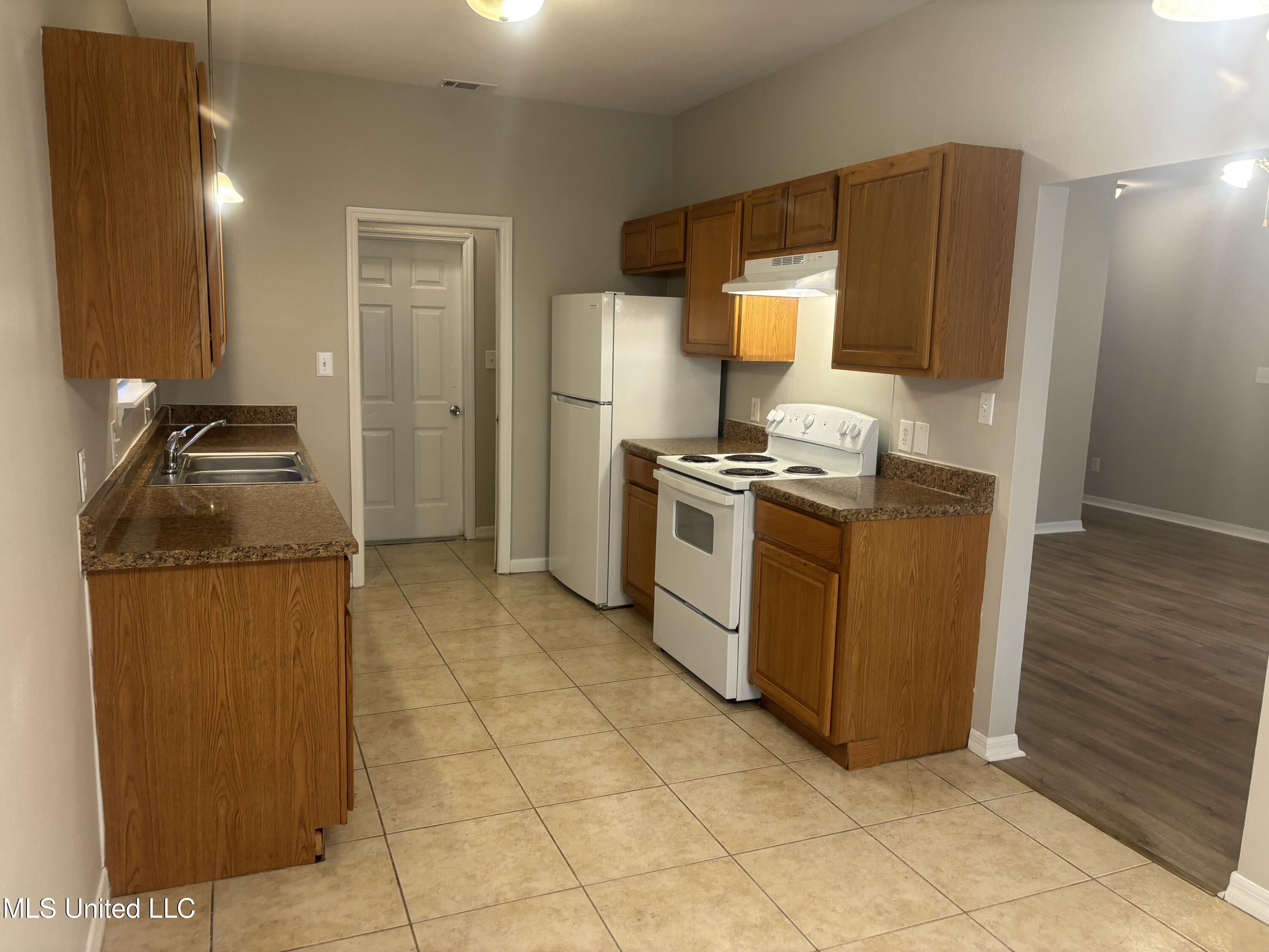 6061 W Madison Street, Bay Saint Louis, Mississippi image 3
