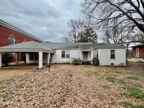 Homes For Sale - 350 N Ruby Avenue<br/> Sunflower County, Ruleville, MS 38771