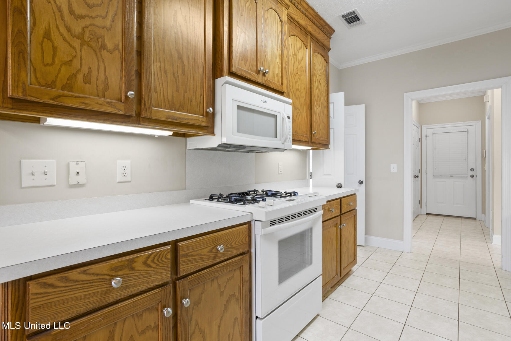 2120 Crossbridge Boulevard, Byram, Mississippi image 11
