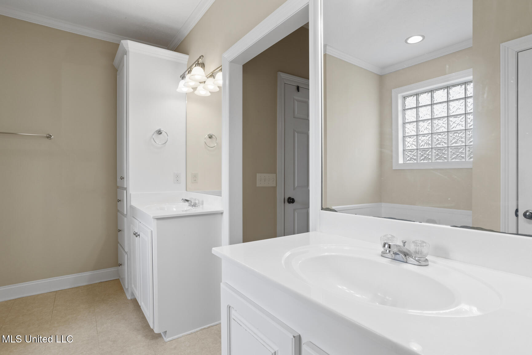 2120 Crossbridge Boulevard, Byram, Mississippi image 17