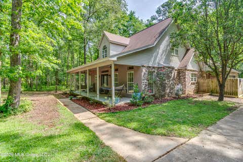 Homes For Sale - 279 Fox Run Road<br/> Rankin County, Brandon, MS 39047