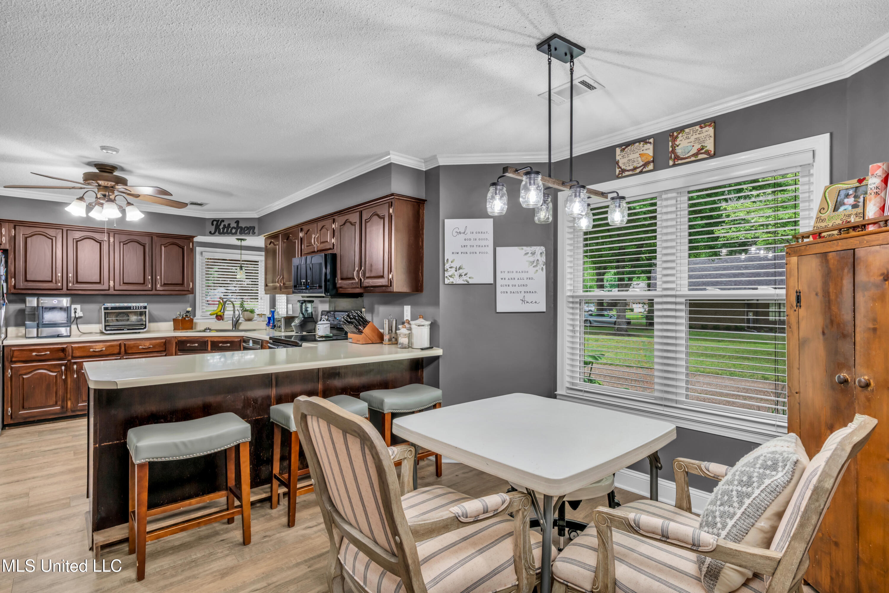 8450 Deer Creek Circle, Olive Branch, Mississippi image 17