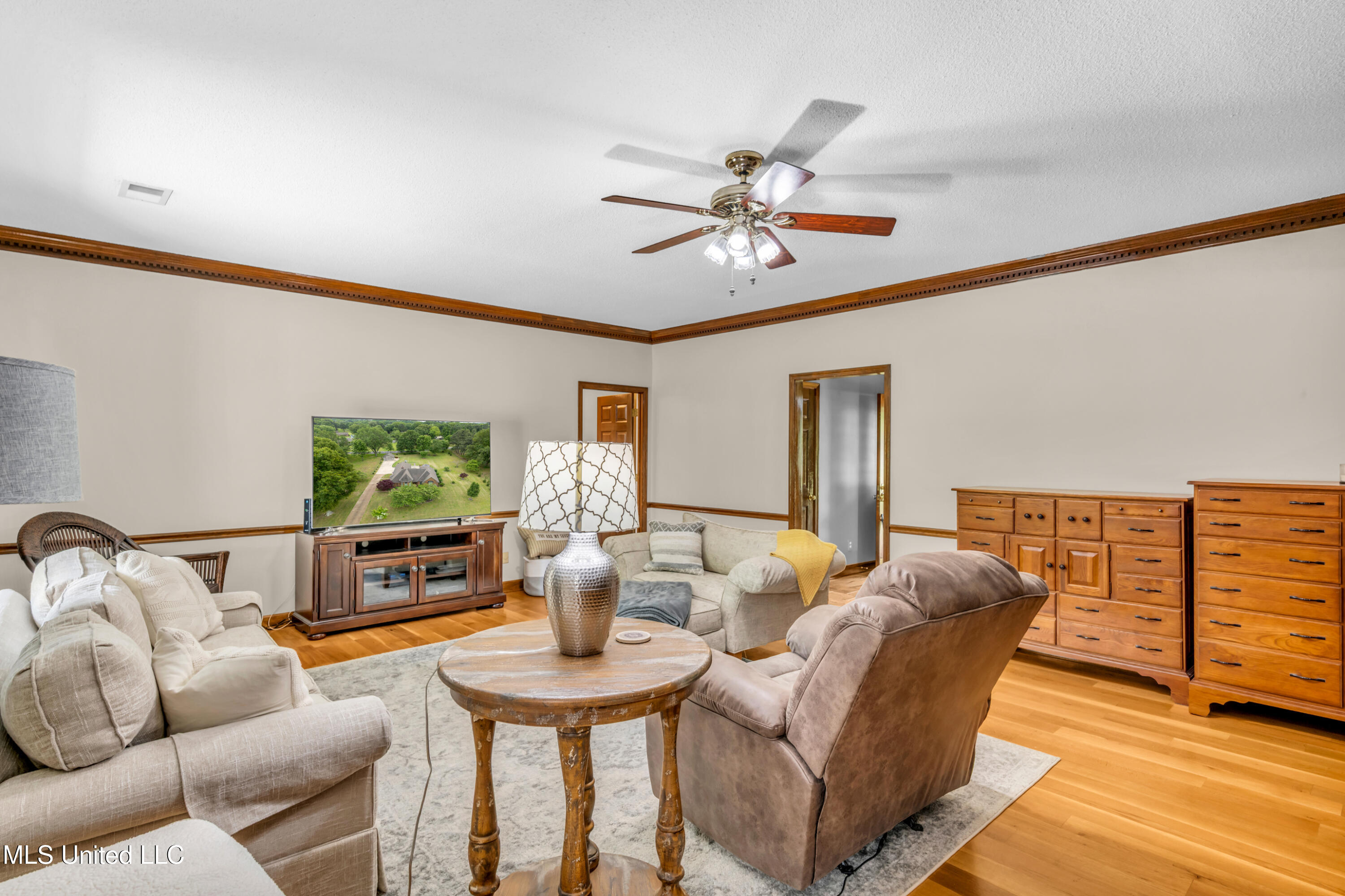 8450 Deer Creek Circle, Olive Branch, Mississippi image 10