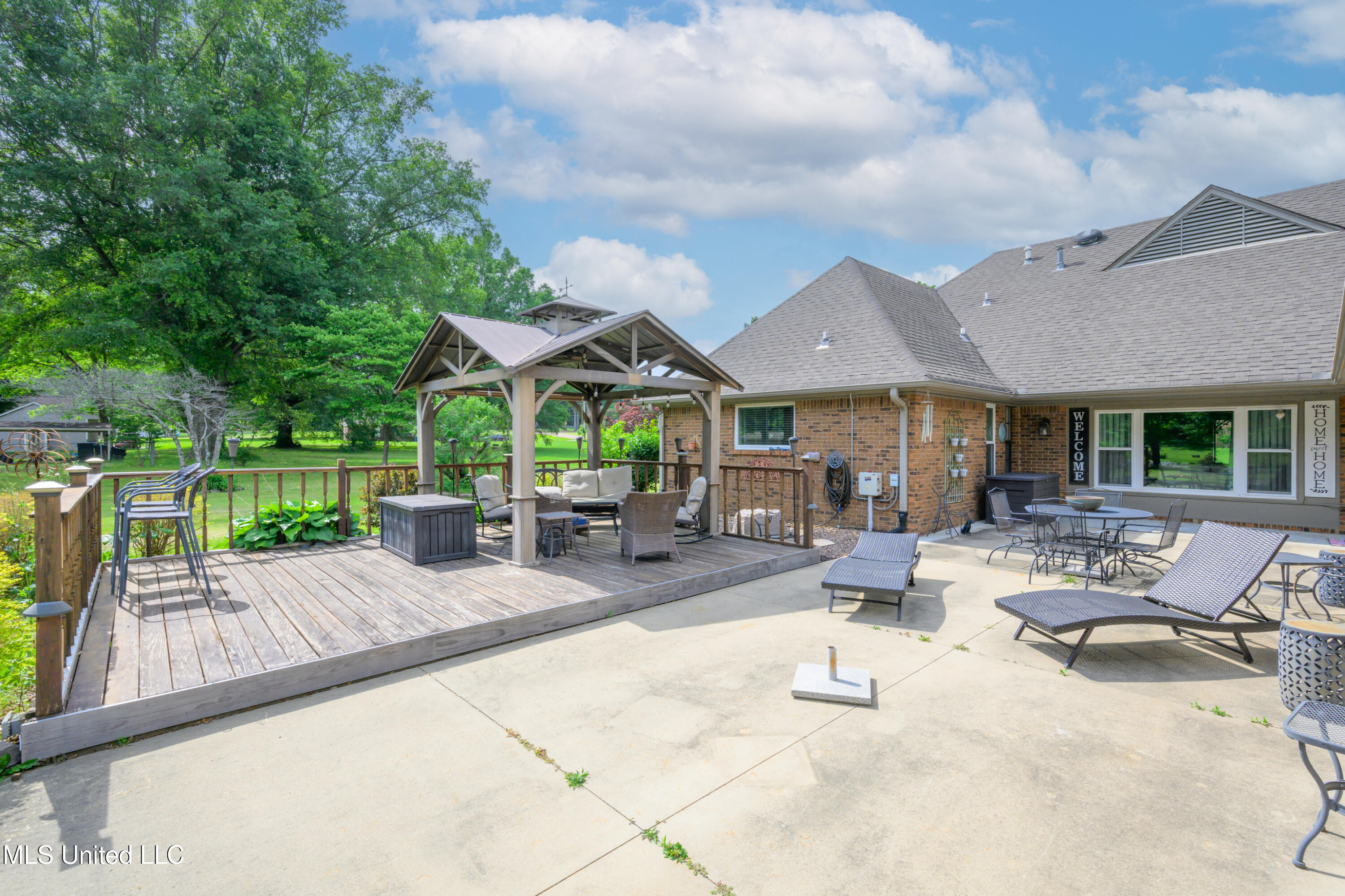 8450 Deer Creek Circle, Olive Branch, Mississippi image 37