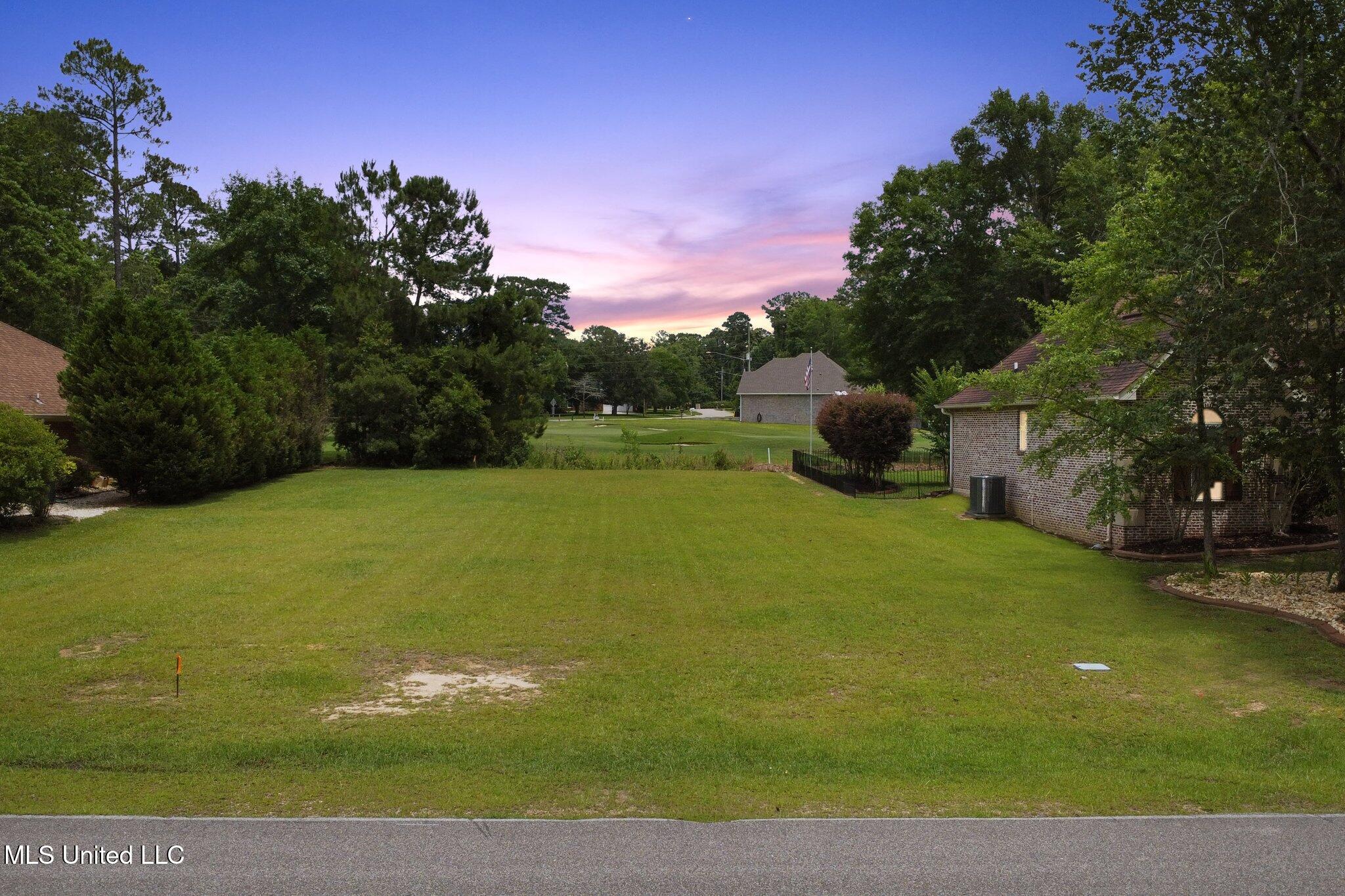 659 Koula Drive, Diamondhead, Mississippi image 6