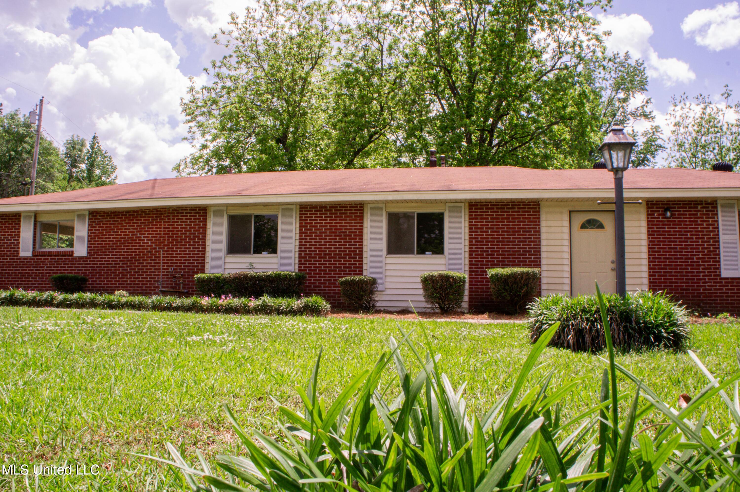 1119 St Augustine Drive, Pearl, Mississippi image 3