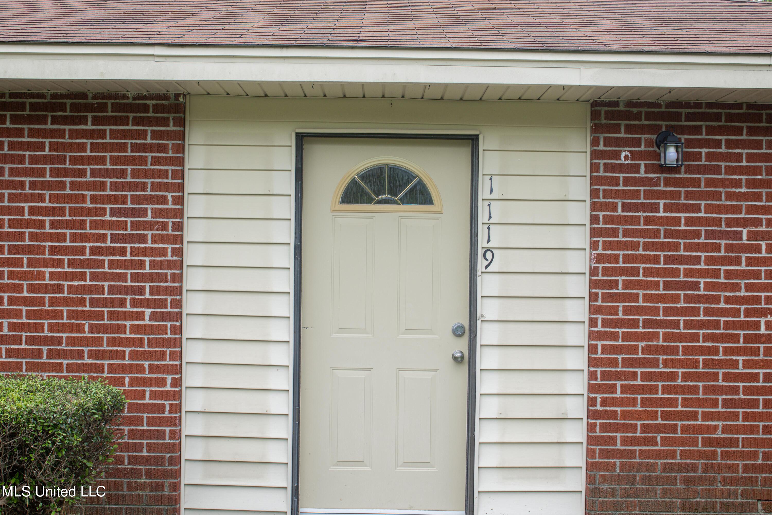 1119 St Augustine Drive, Pearl, Mississippi image 10
