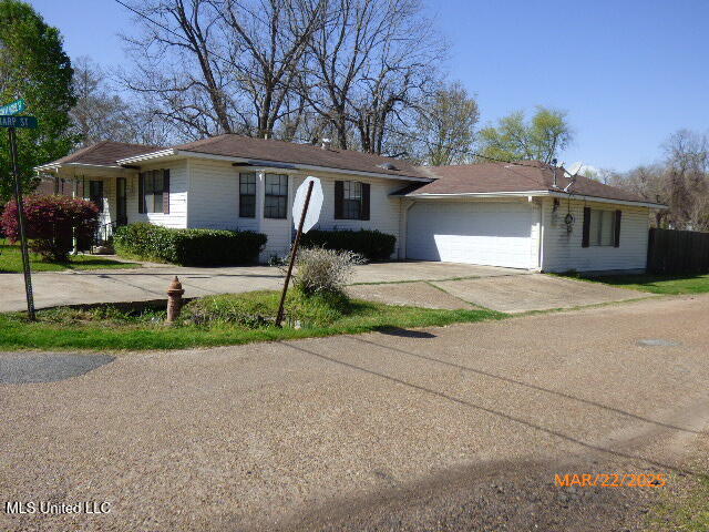 218 Greathouse Street, Ferriday, Louisiana image 2