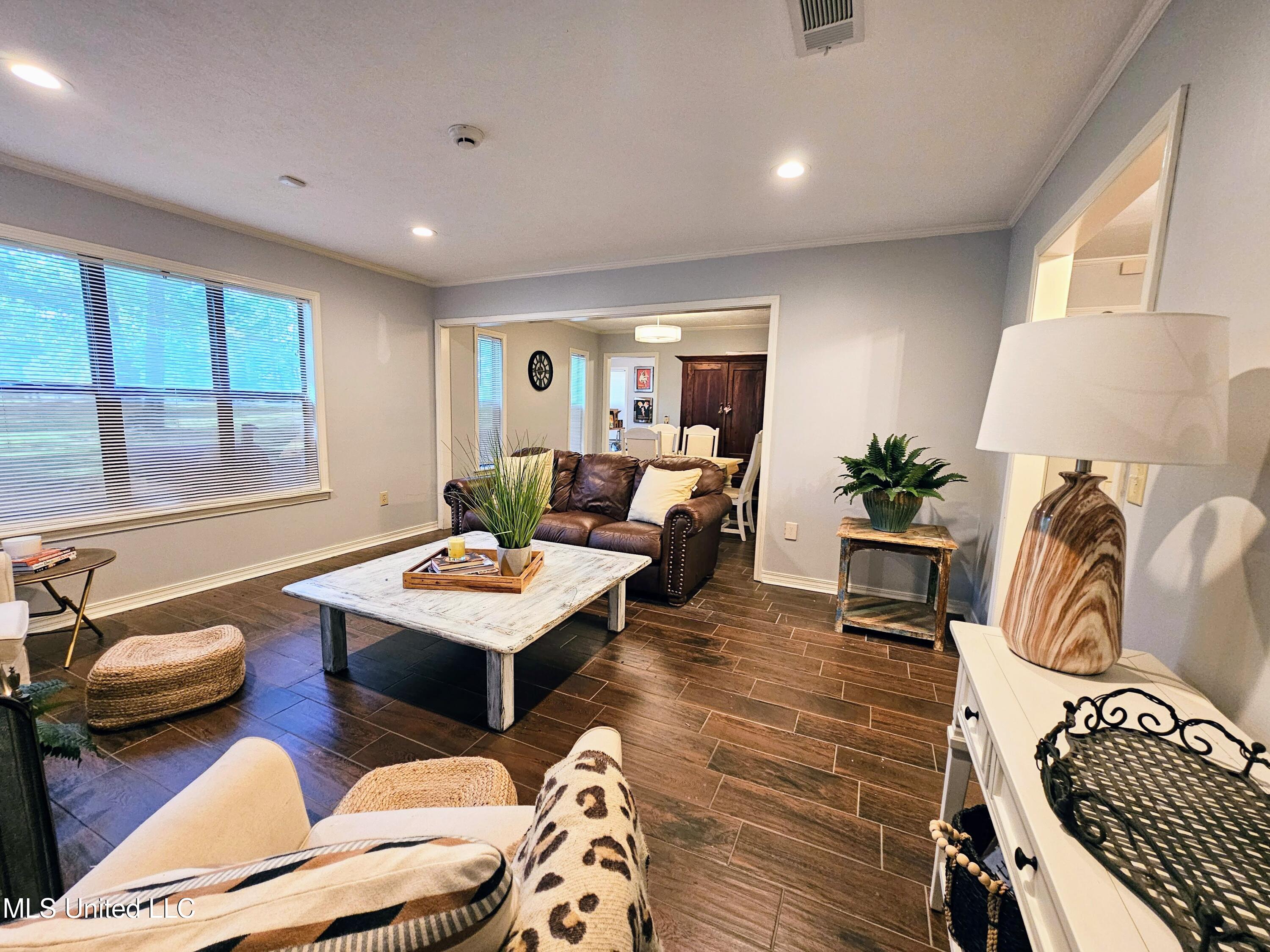 417 Spike Ridge, Canton, Mississippi image 2