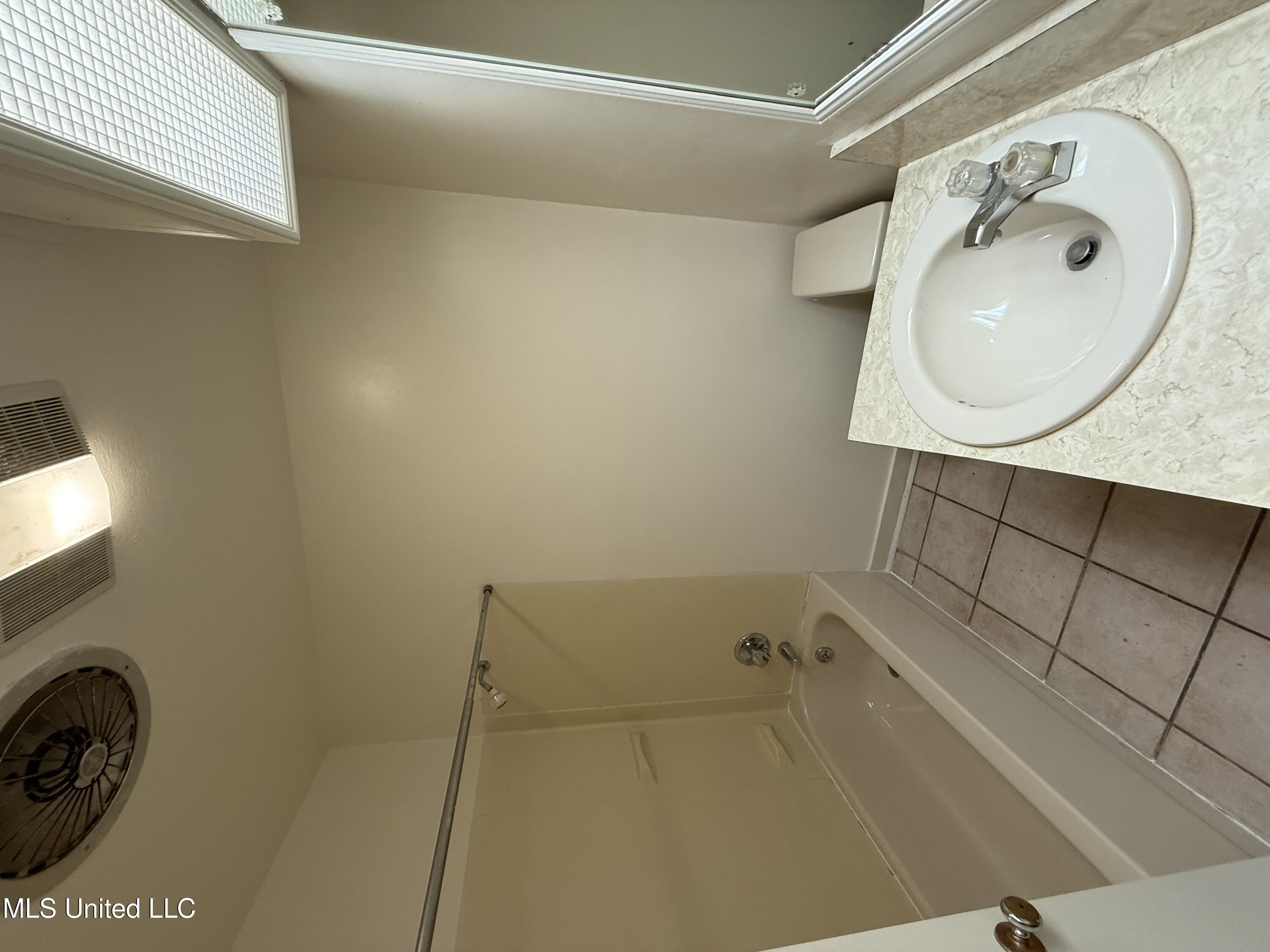 1632 Winchester Street, Jackson, Mississippi image 21