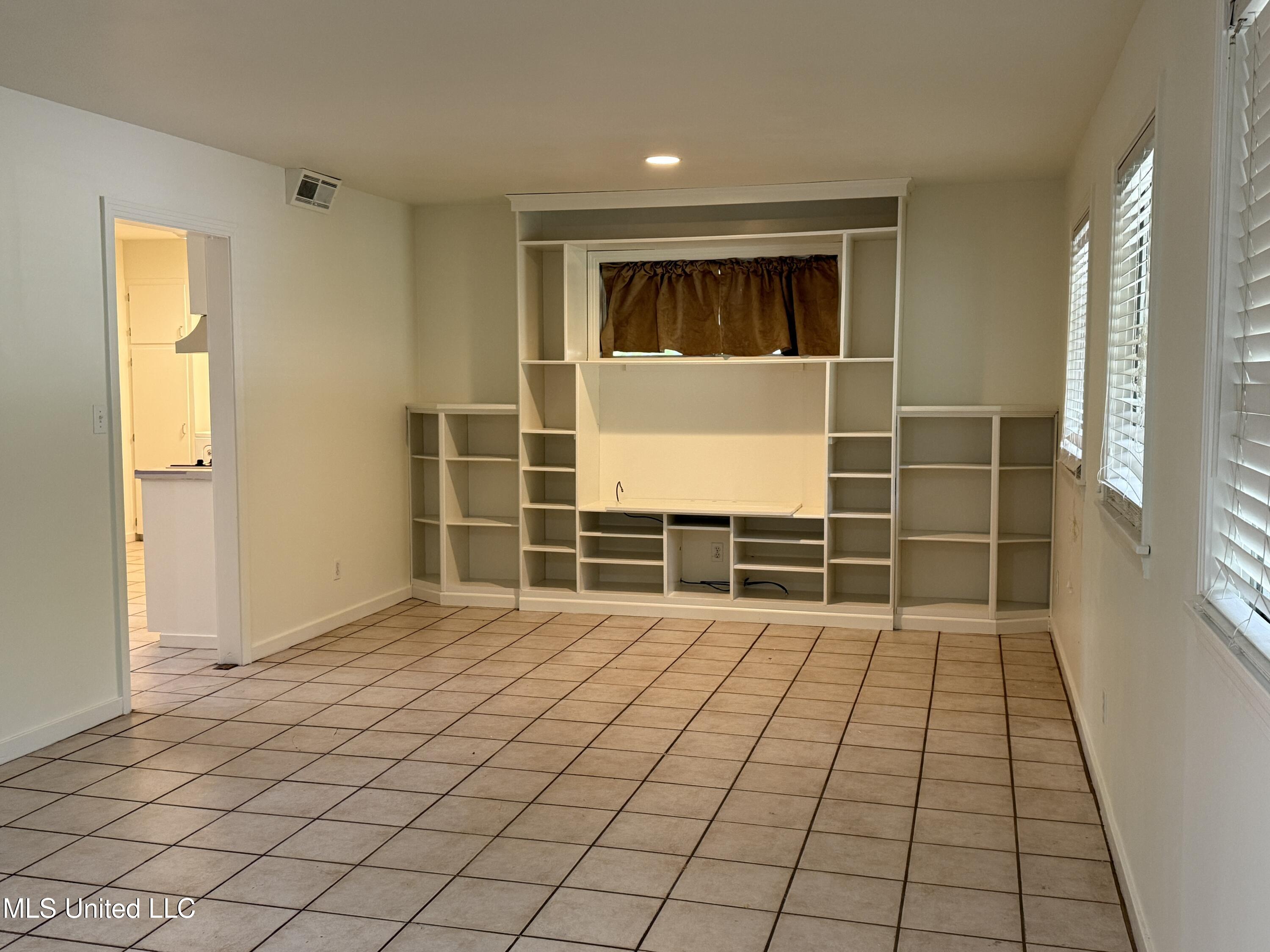 1632 Winchester Street, Jackson, Mississippi image 25