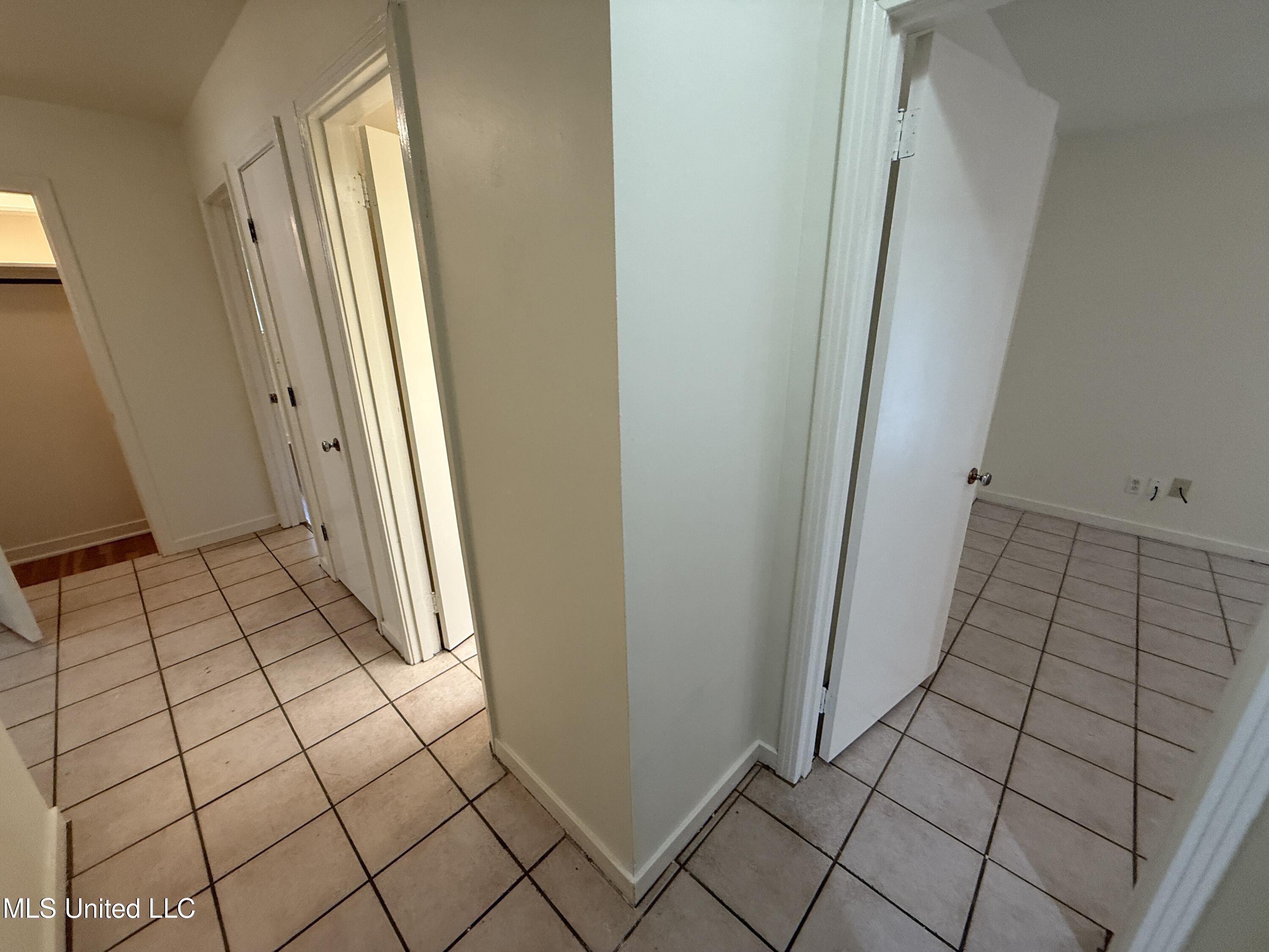 1632 Winchester Street, Jackson, Mississippi image 23