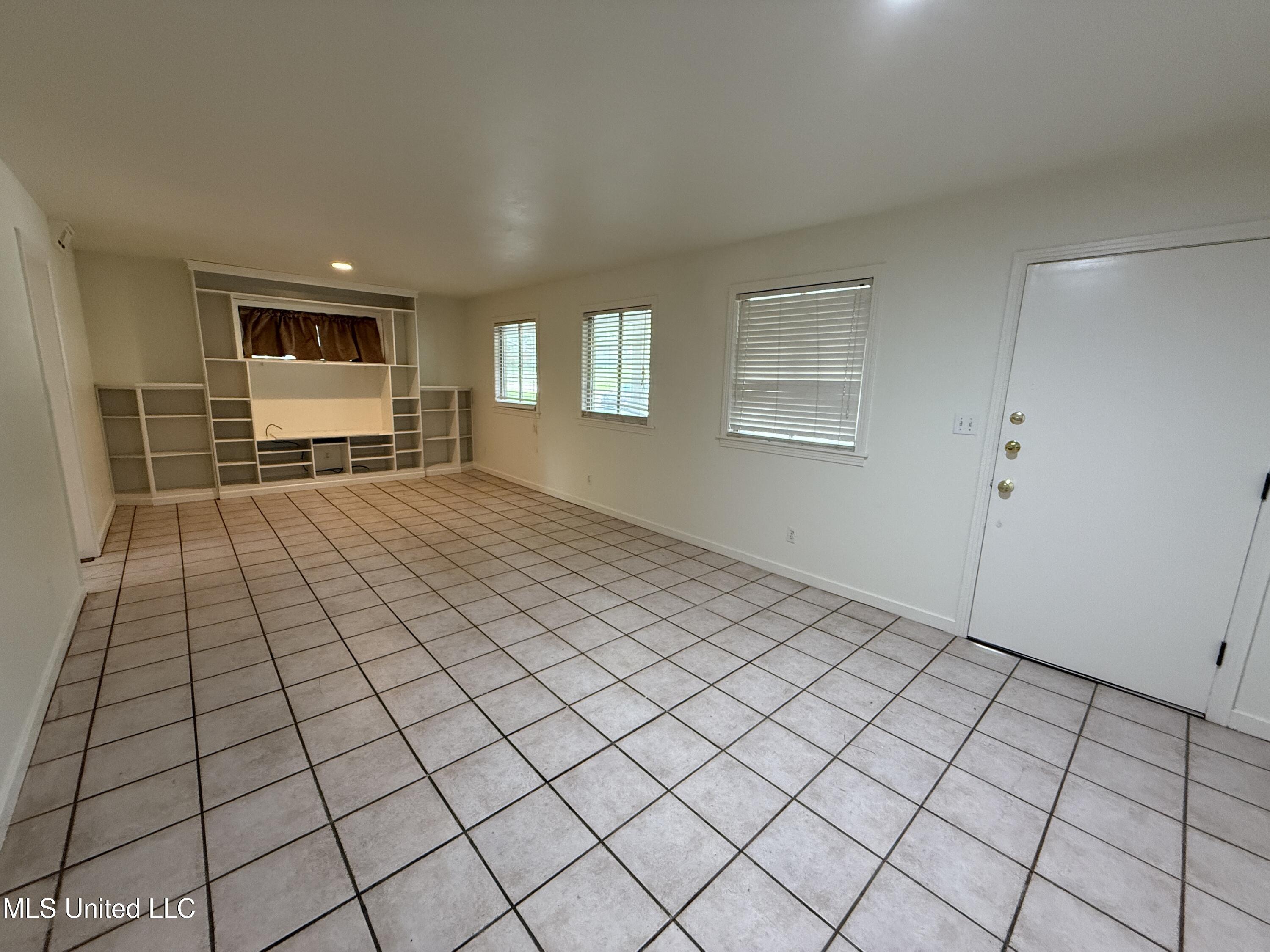 1632 Winchester Street, Jackson, Mississippi image 24