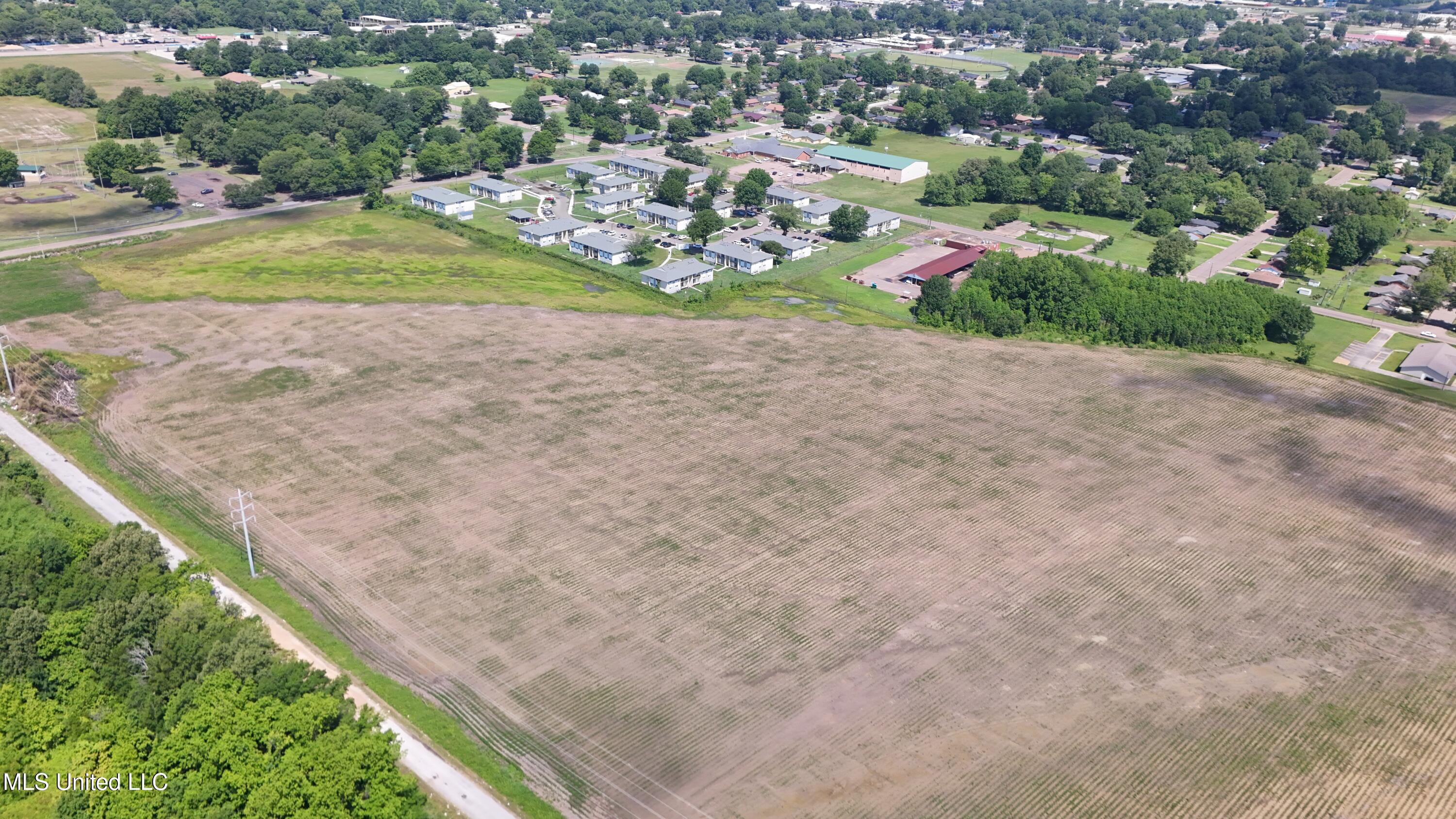 Pearman Road, Cleveland, Mississippi image 17