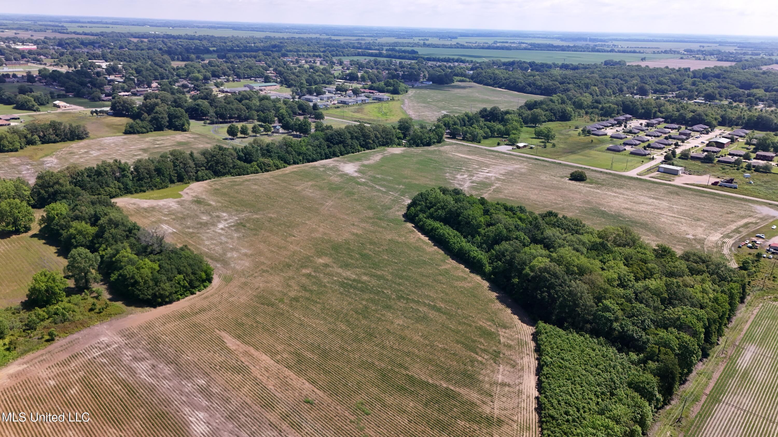 Pearman Road, Cleveland, Mississippi image 1