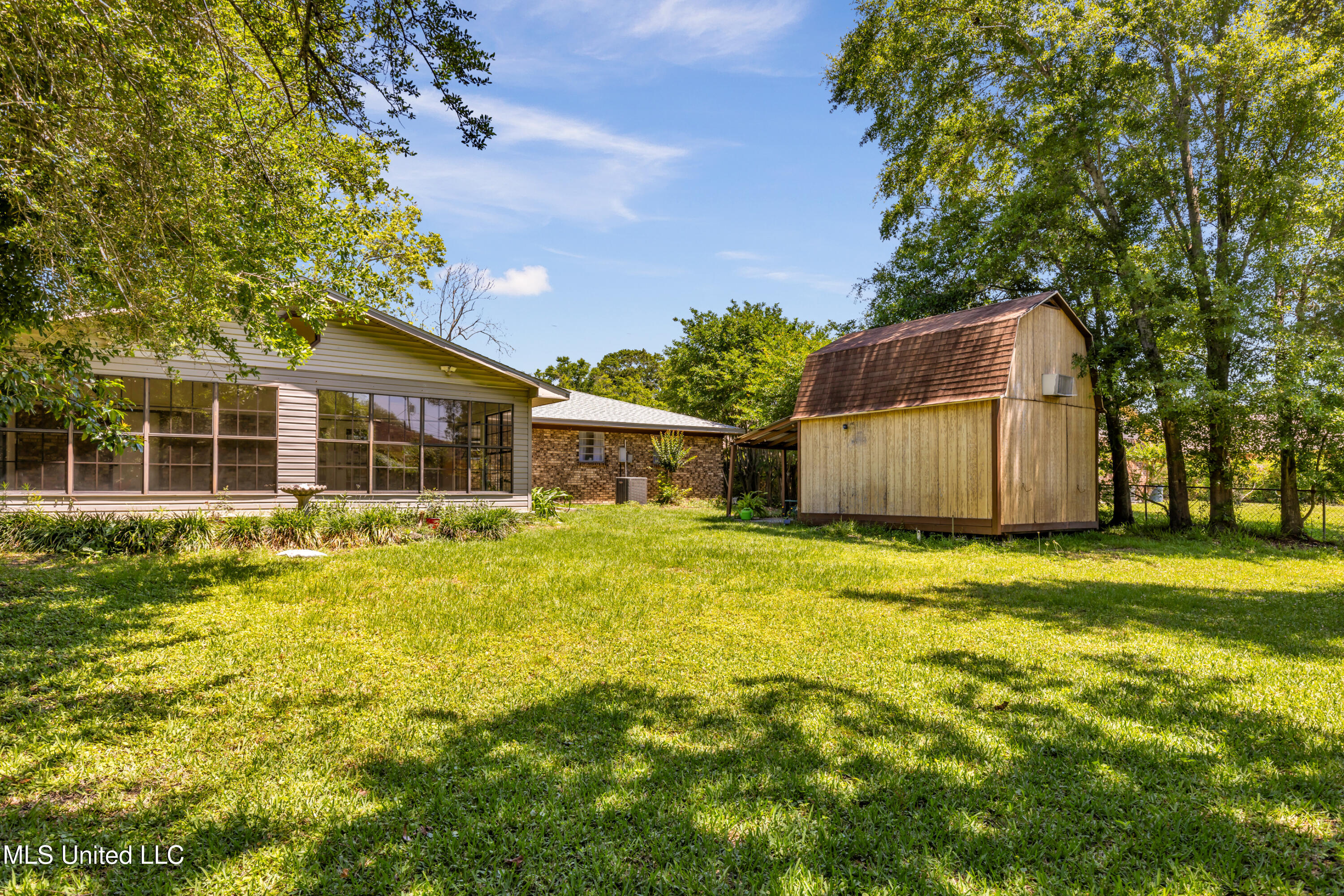 2414 Demaret Drive, Gulfport, Mississippi image 29