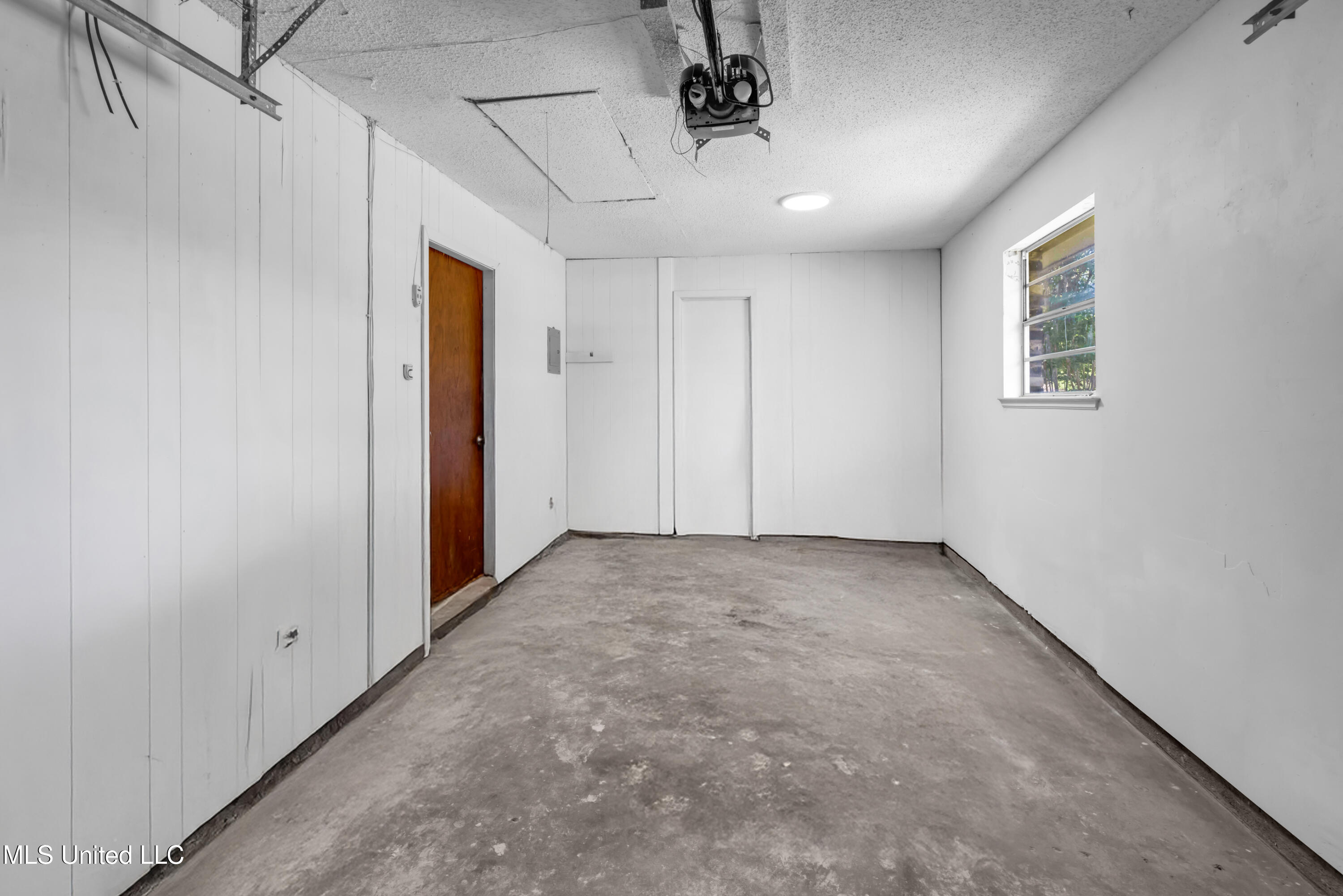 2414 Demaret Drive, Gulfport, Mississippi image 33