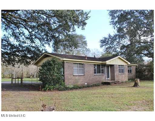 9924 Foxshire Drive, Escatawpa, Mississippi image 2